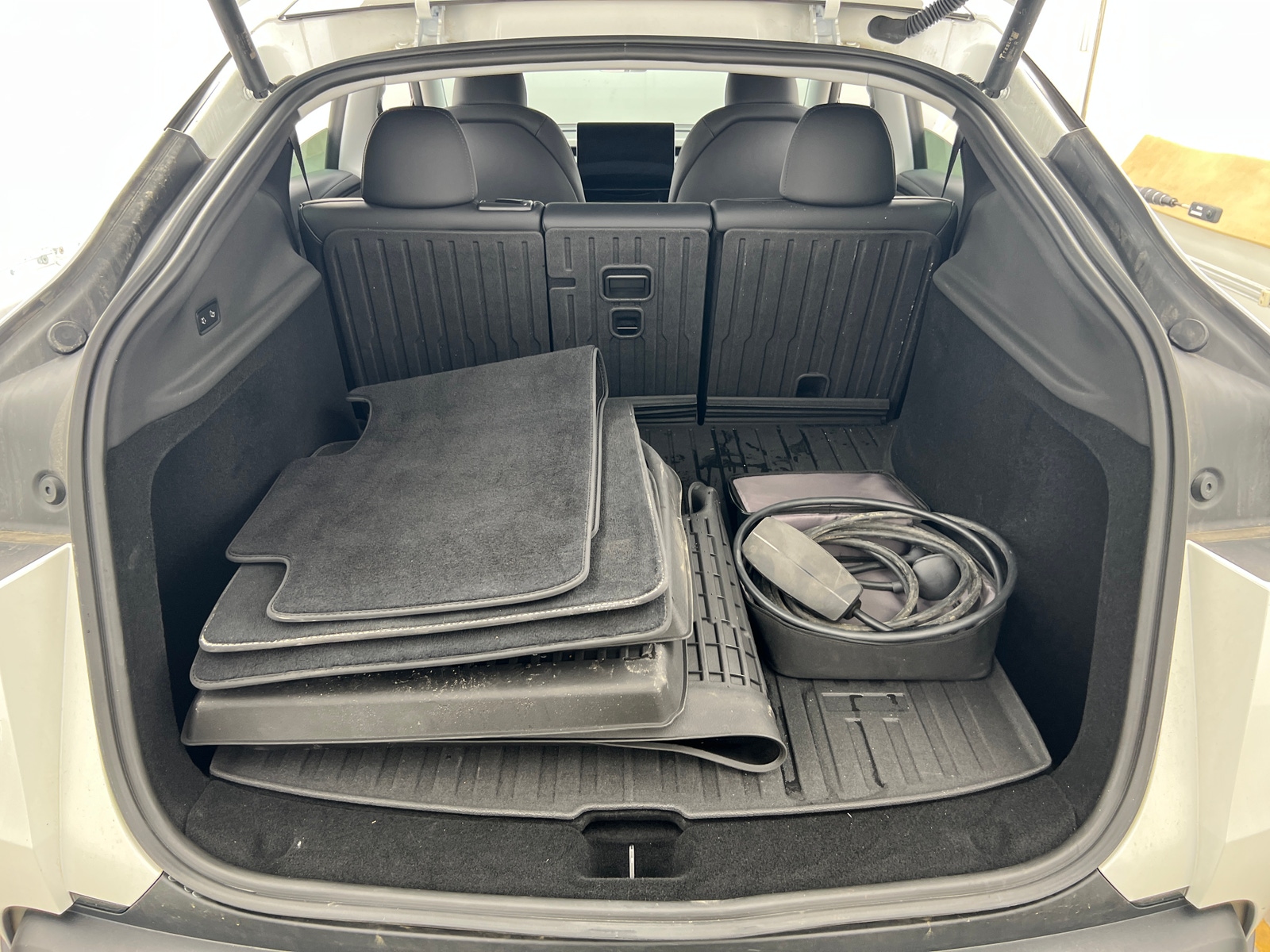 Thumbnail: 2026 Tesla Model Y - 6