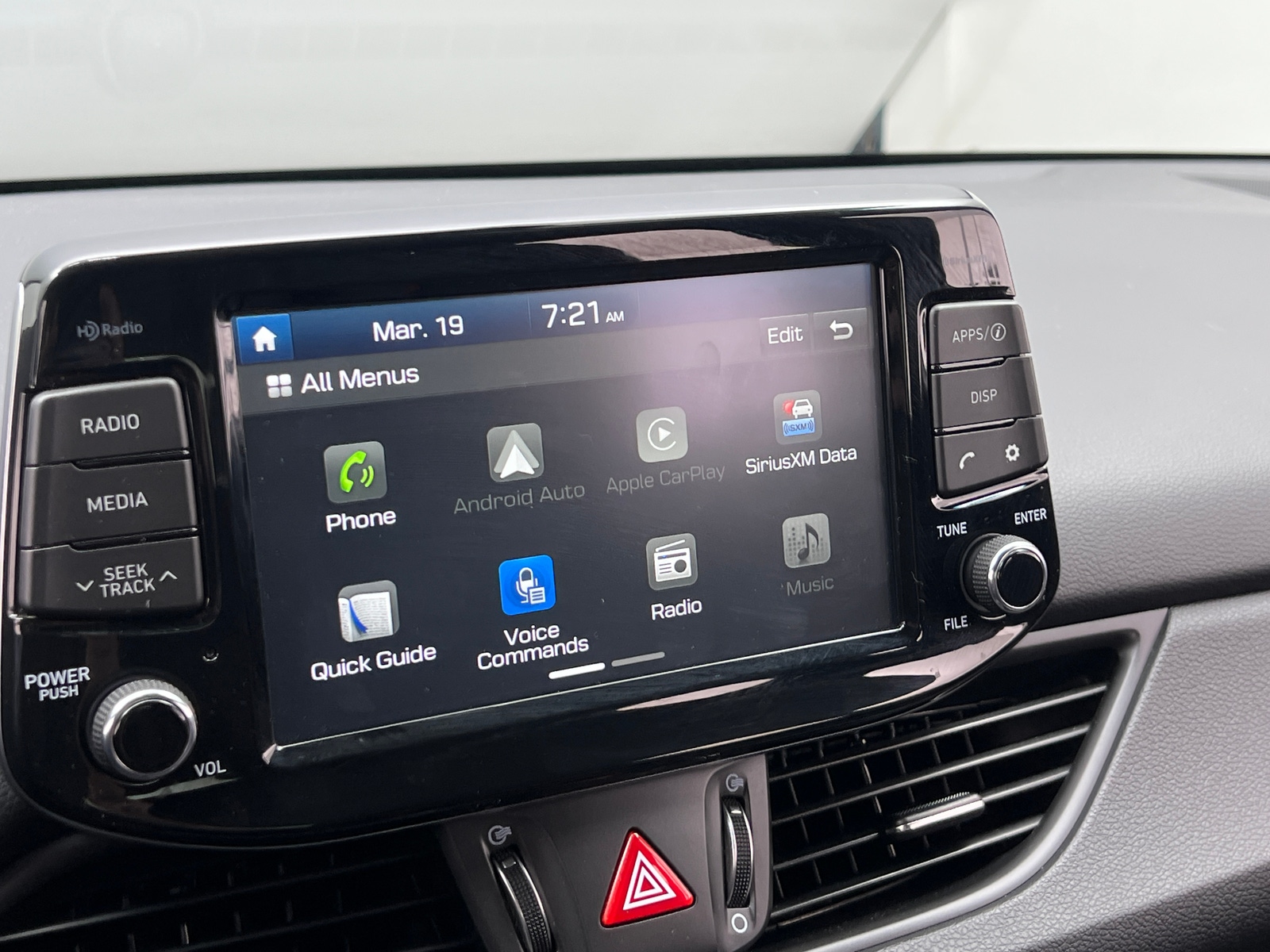 Thumbnail: 2019 Hyundai Elantra - 4