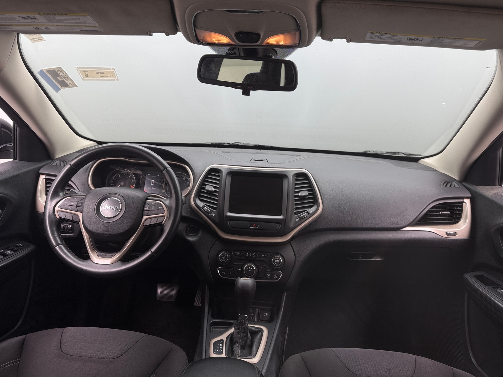 Thumbnail: 2015 Jeep Cherokee - 3