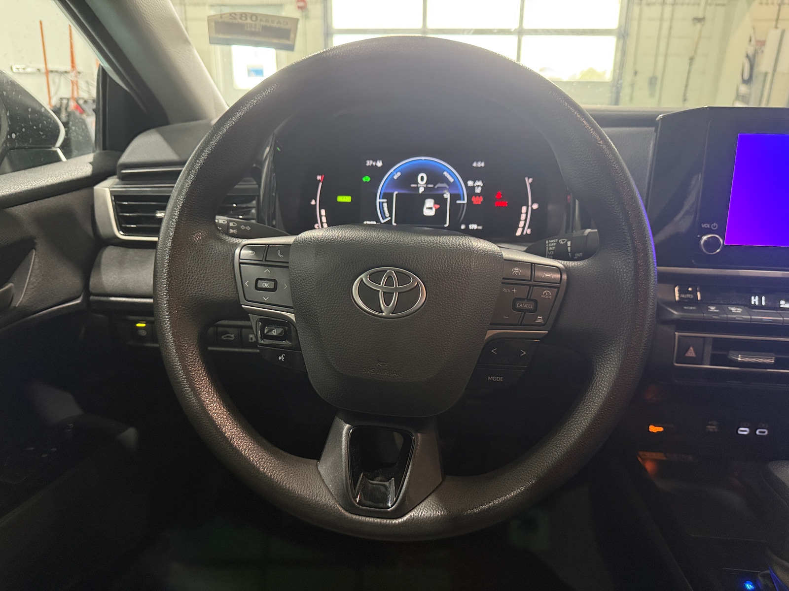 Thumbnail: 2025 Toyota Camry - 5