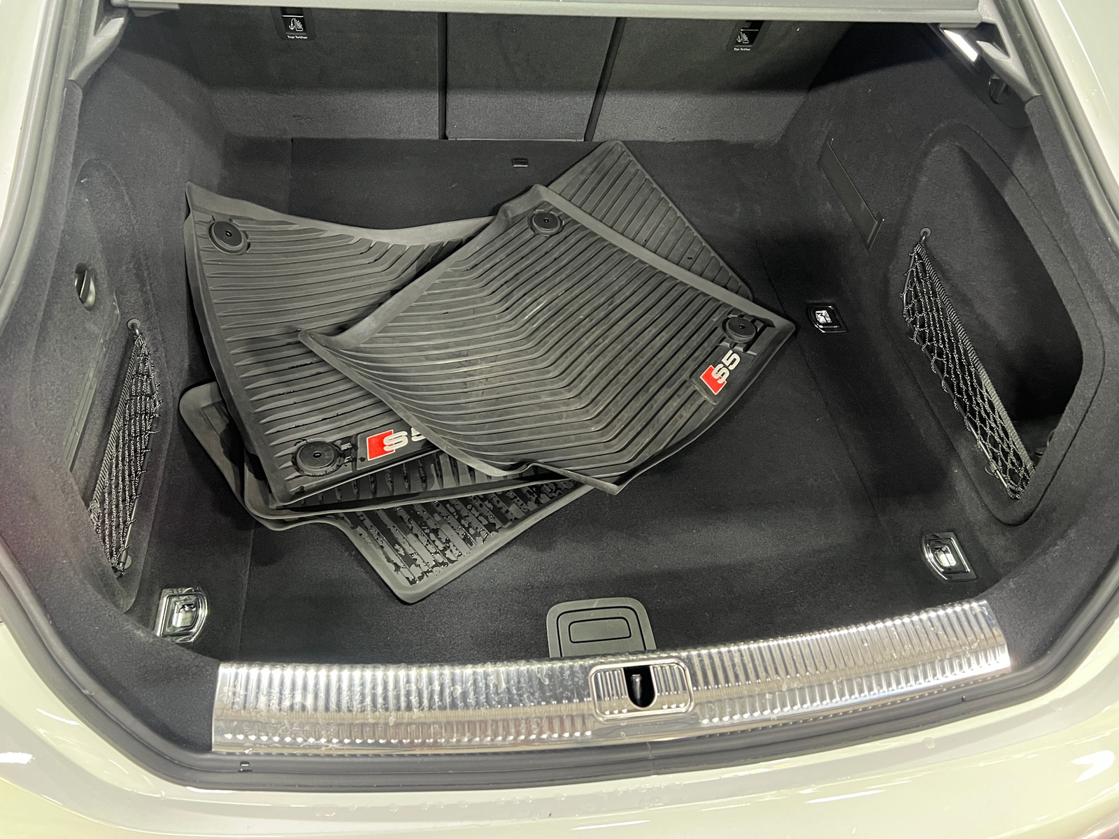 Thumbnail: 2022 Audi S5 - 6