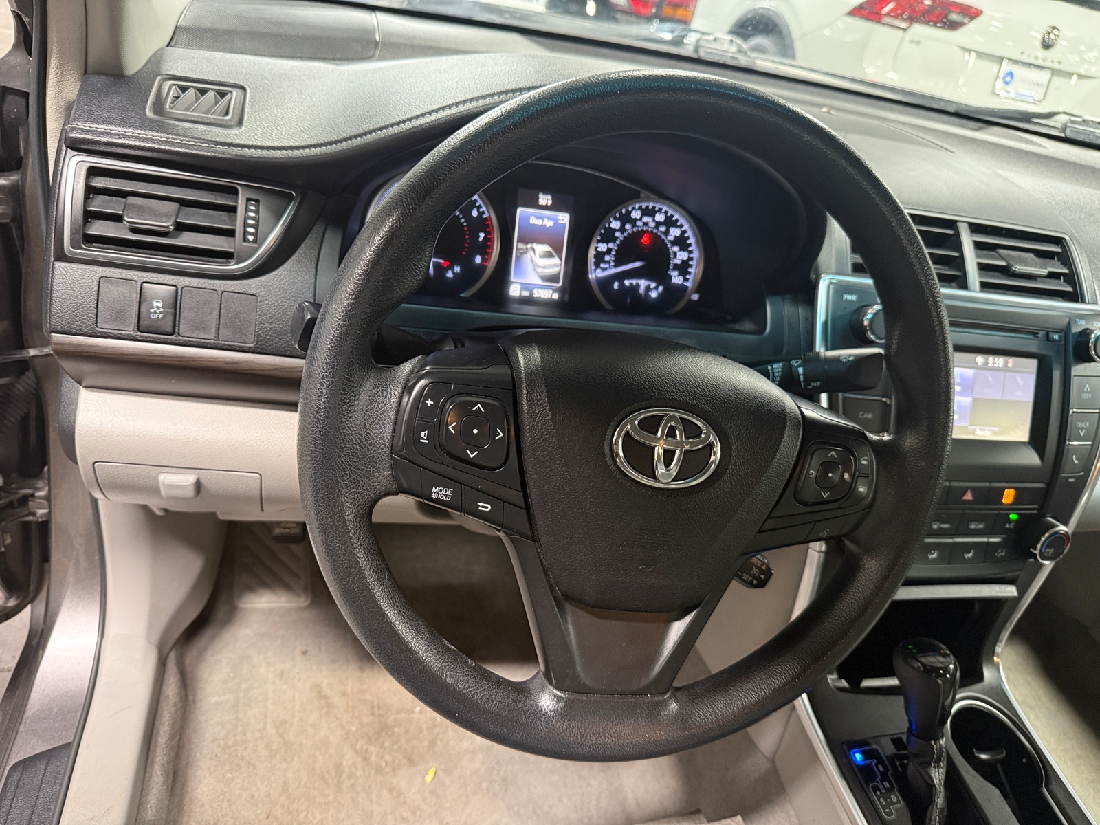 Thumbnail: 2017 Toyota Camry - 5