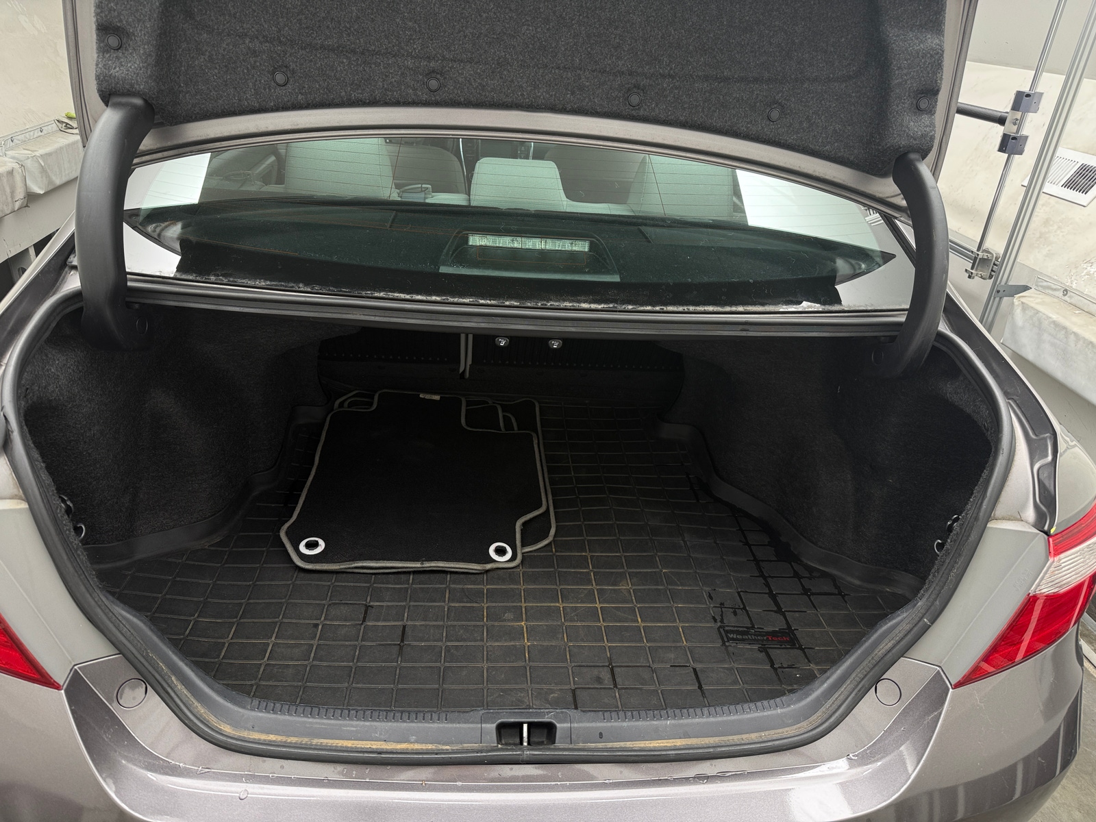 Thumbnail: 2017 Toyota Camry - 7