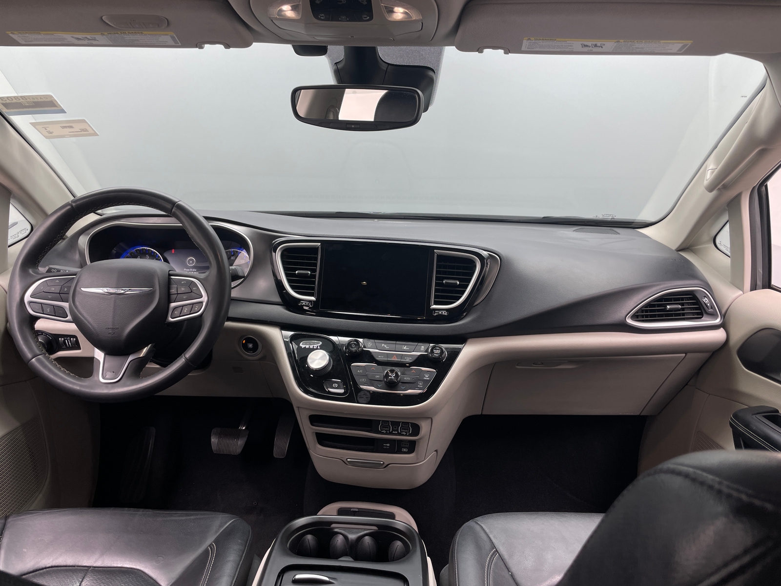 Thumbnail: 2022 Chrysler Pacifica - 2