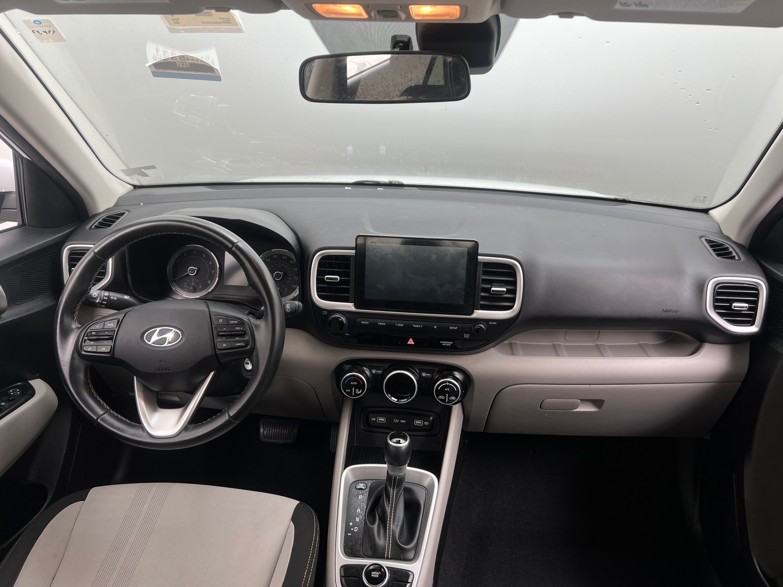 Thumbnail: 2022 Hyundai Venue - 3