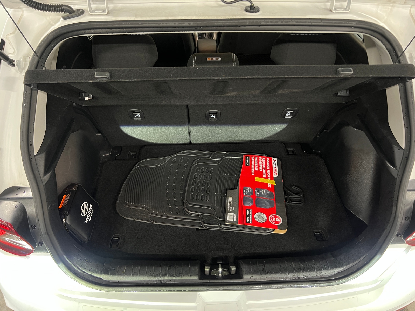 Thumbnail: 2022 Hyundai Venue - 7