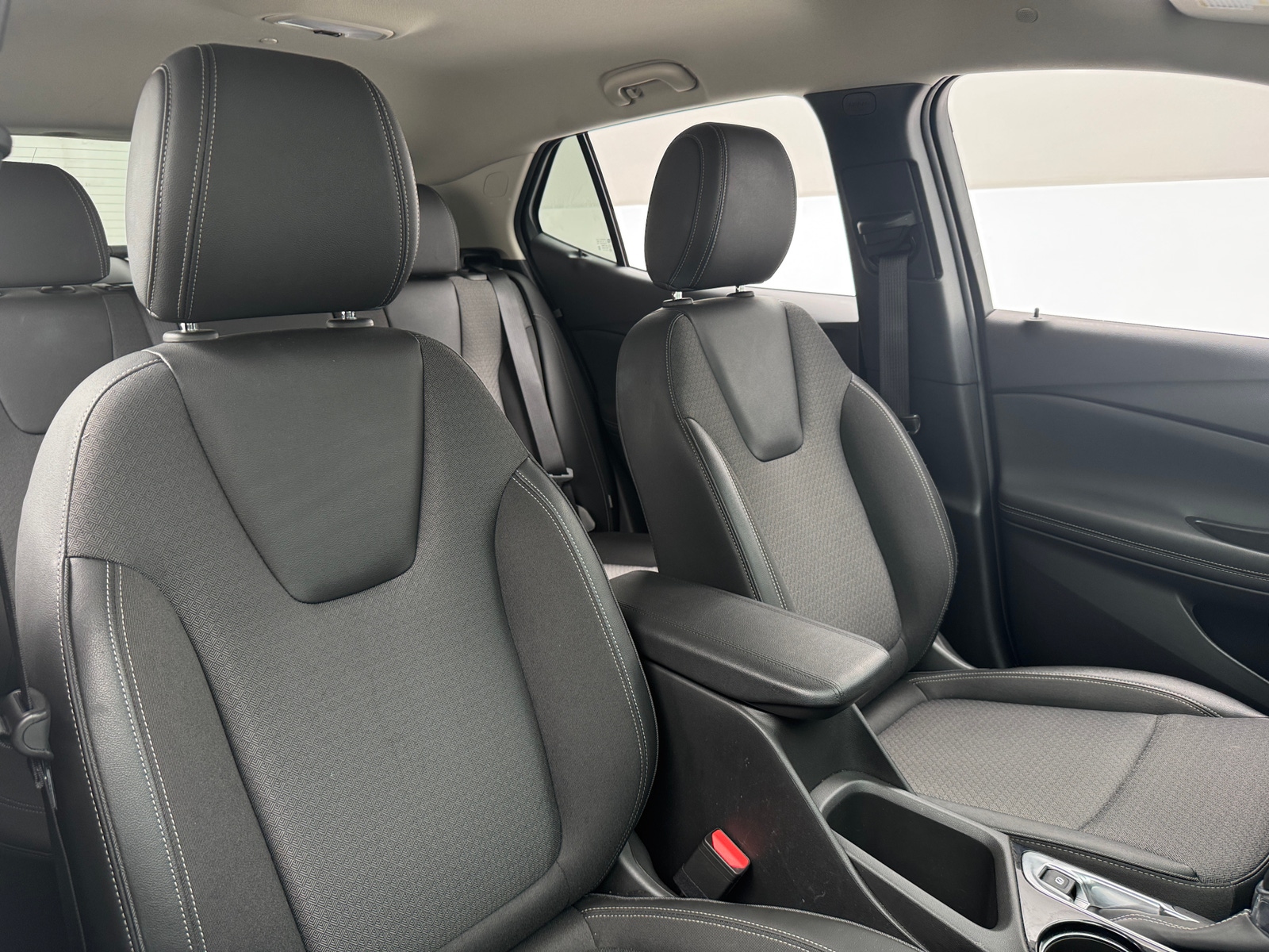 Thumbnail: 2025 Buick Encore GX - 2