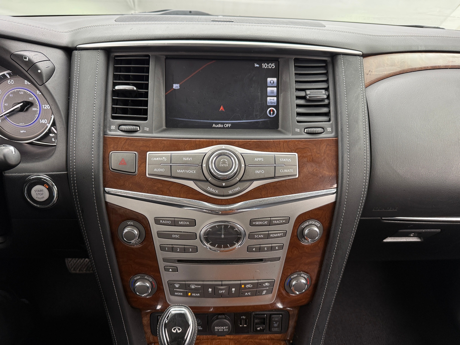 Thumbnail: 2018 INFINITI QX80 - 3