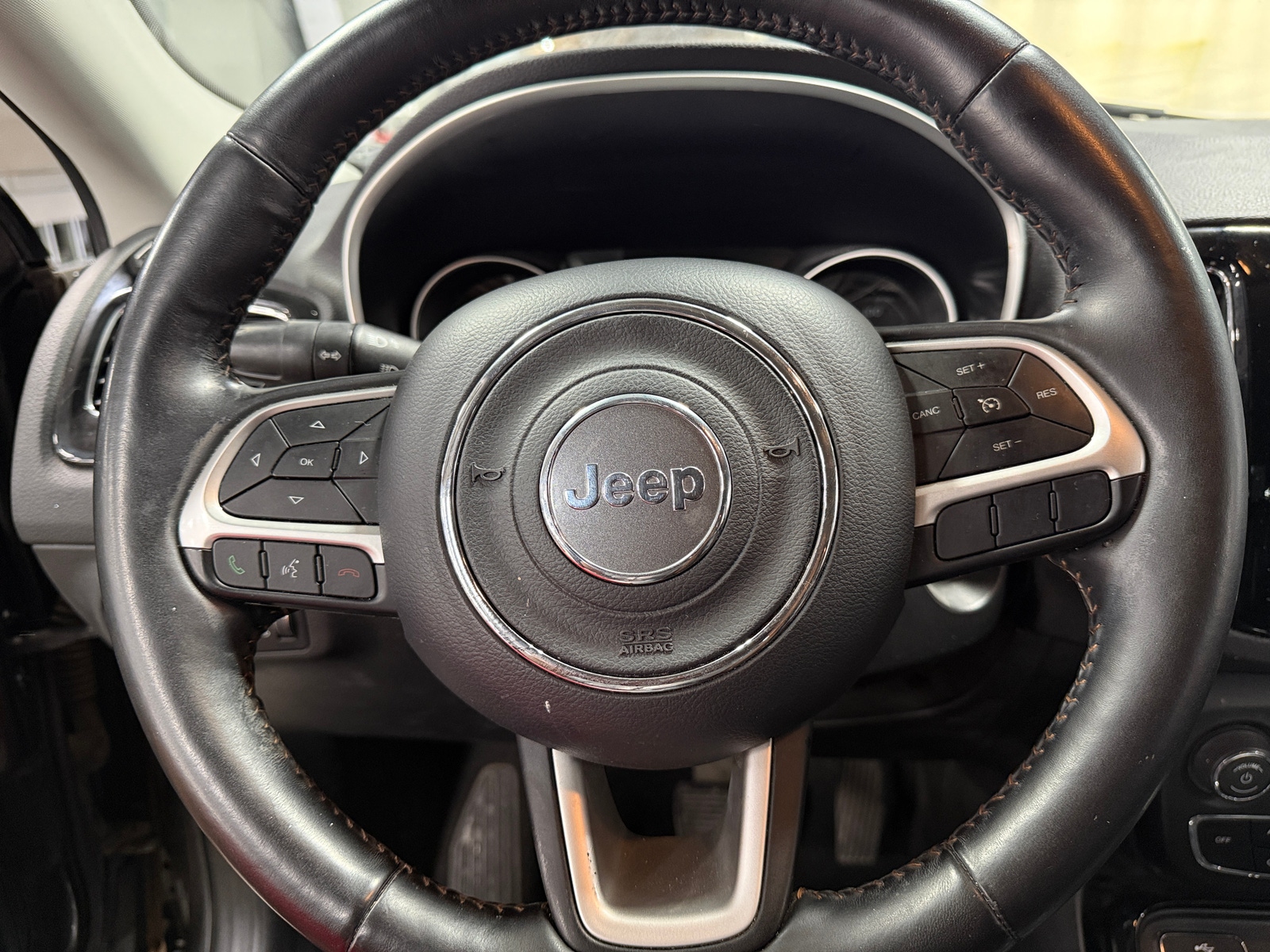 Thumbnail: 2018 Jeep Compass - 4