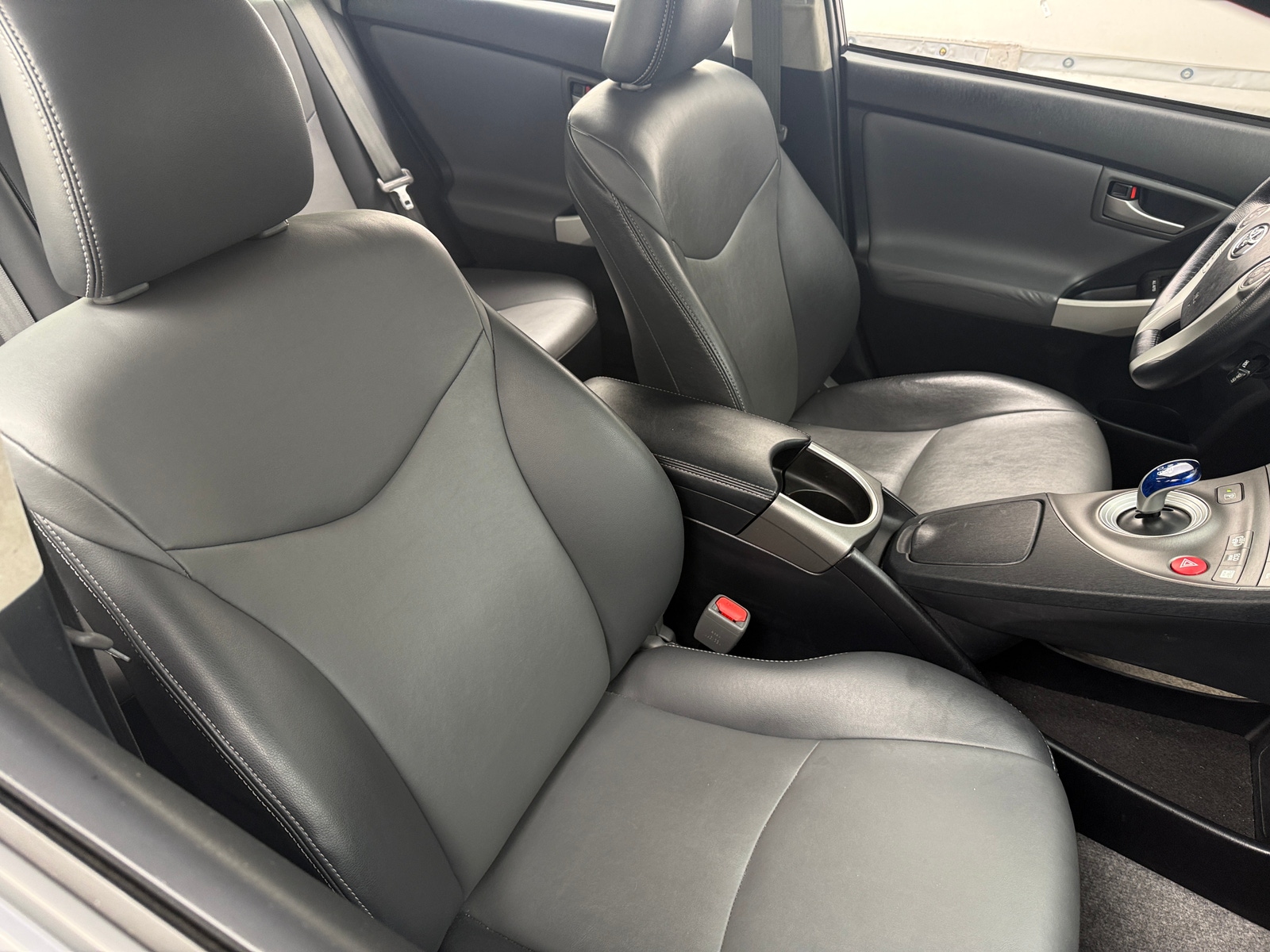 Thumbnail: 2014 Toyota Prius - 2