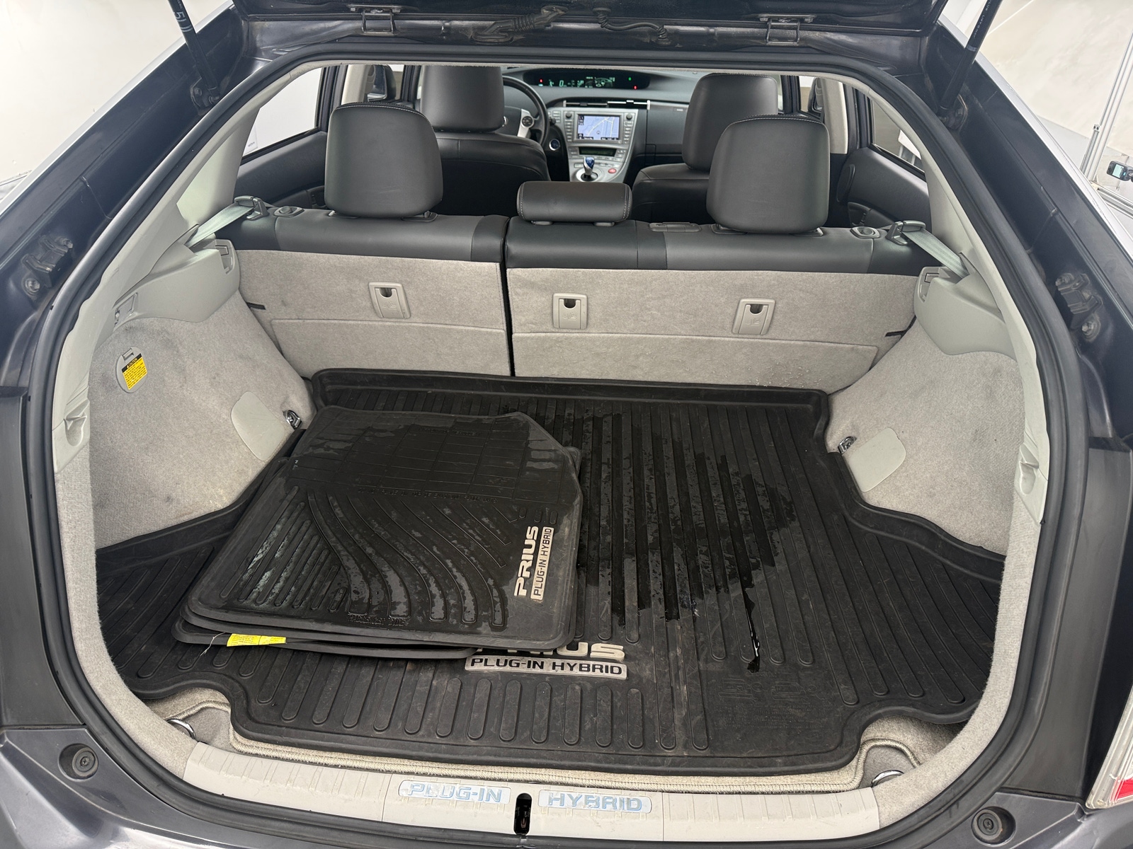 Thumbnail: 2014 Toyota Prius - 7