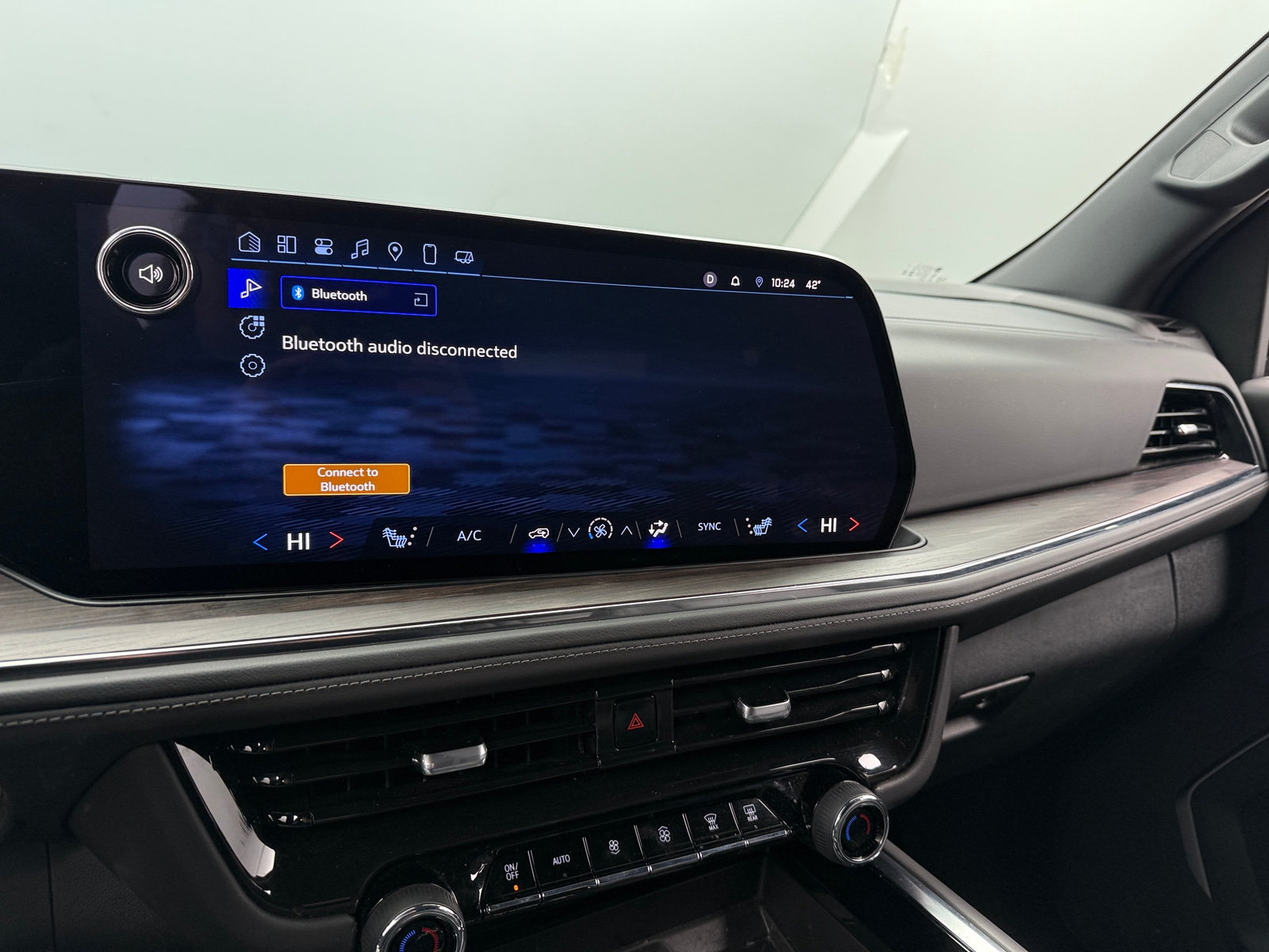 Thumbnail: 2025 Chevrolet Tahoe - 3