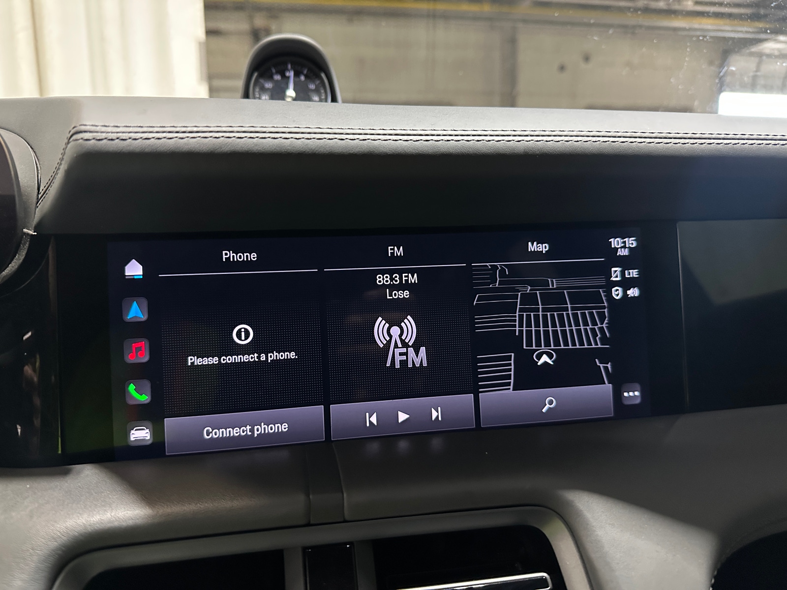 Thumbnail: 2022 Porsche Taycan - 3