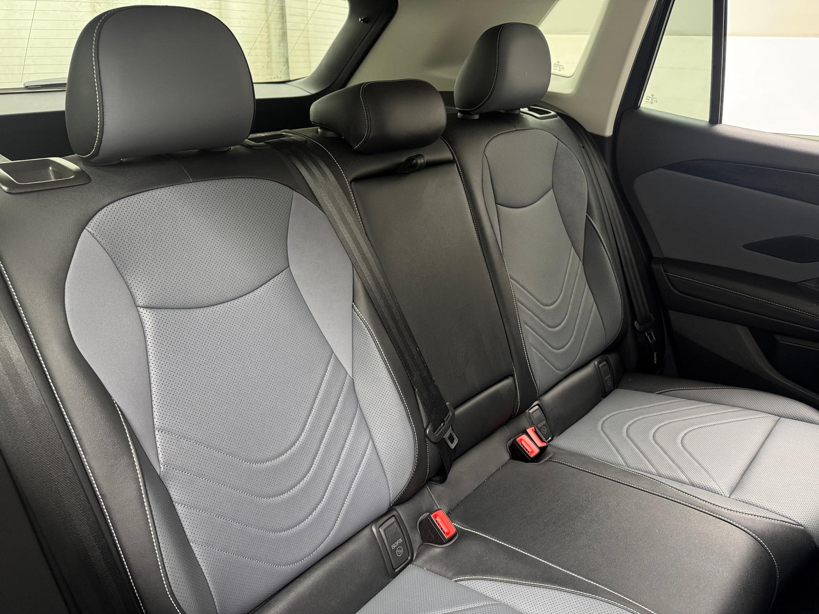 Thumbnail: 2025 Volkswagen Tiguan - 5