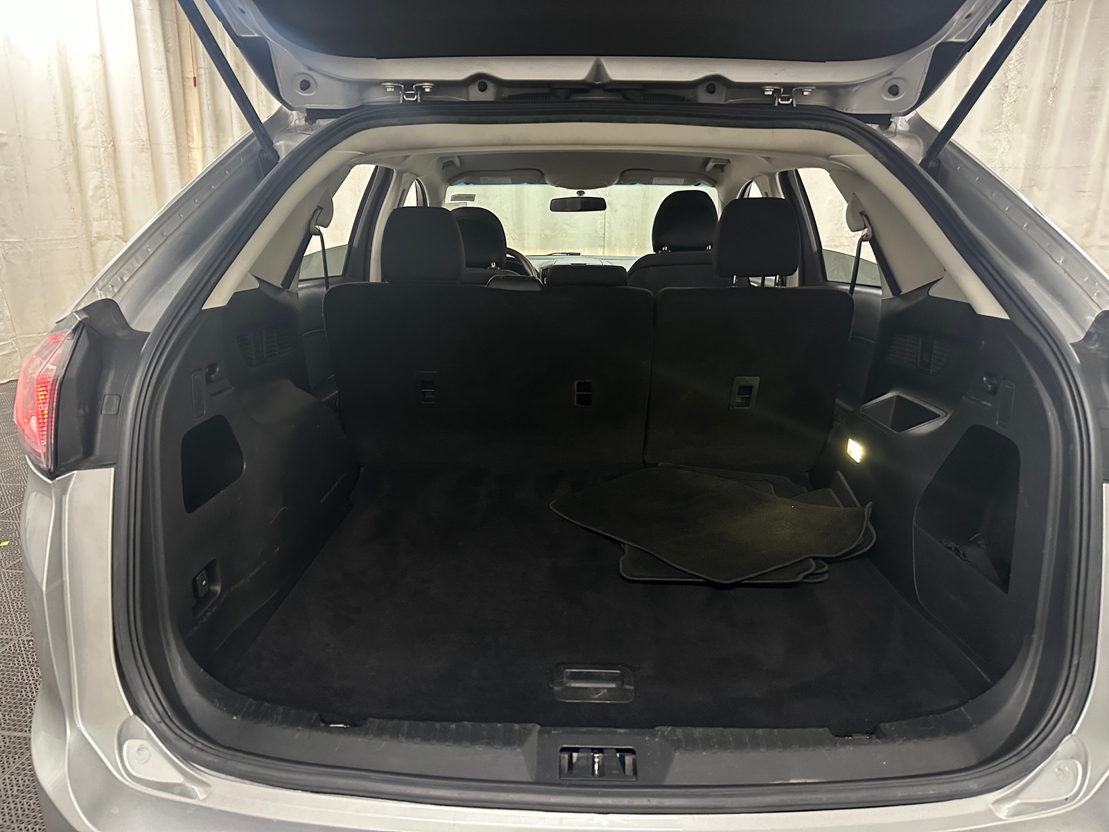 Thumbnail: 2016 Ford Edge - 7