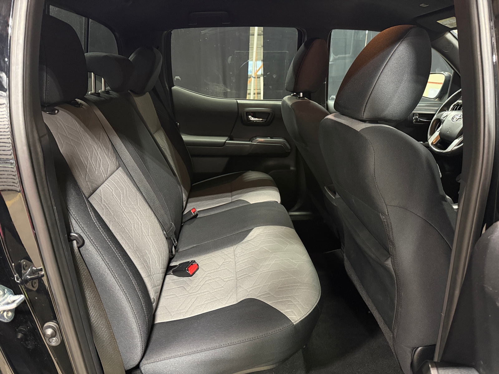 Thumbnail: 2021 Toyota Tacoma - 6