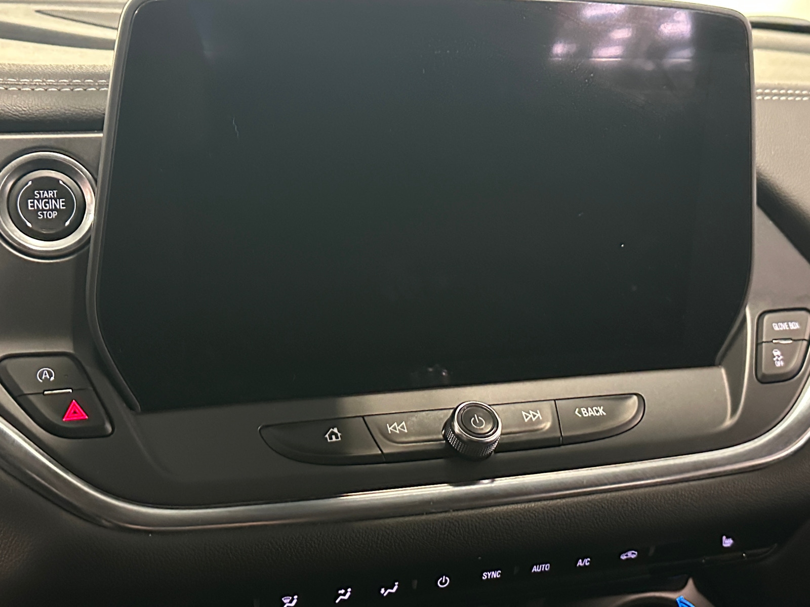 Thumbnail: 2025 Chevrolet Blazer - 4