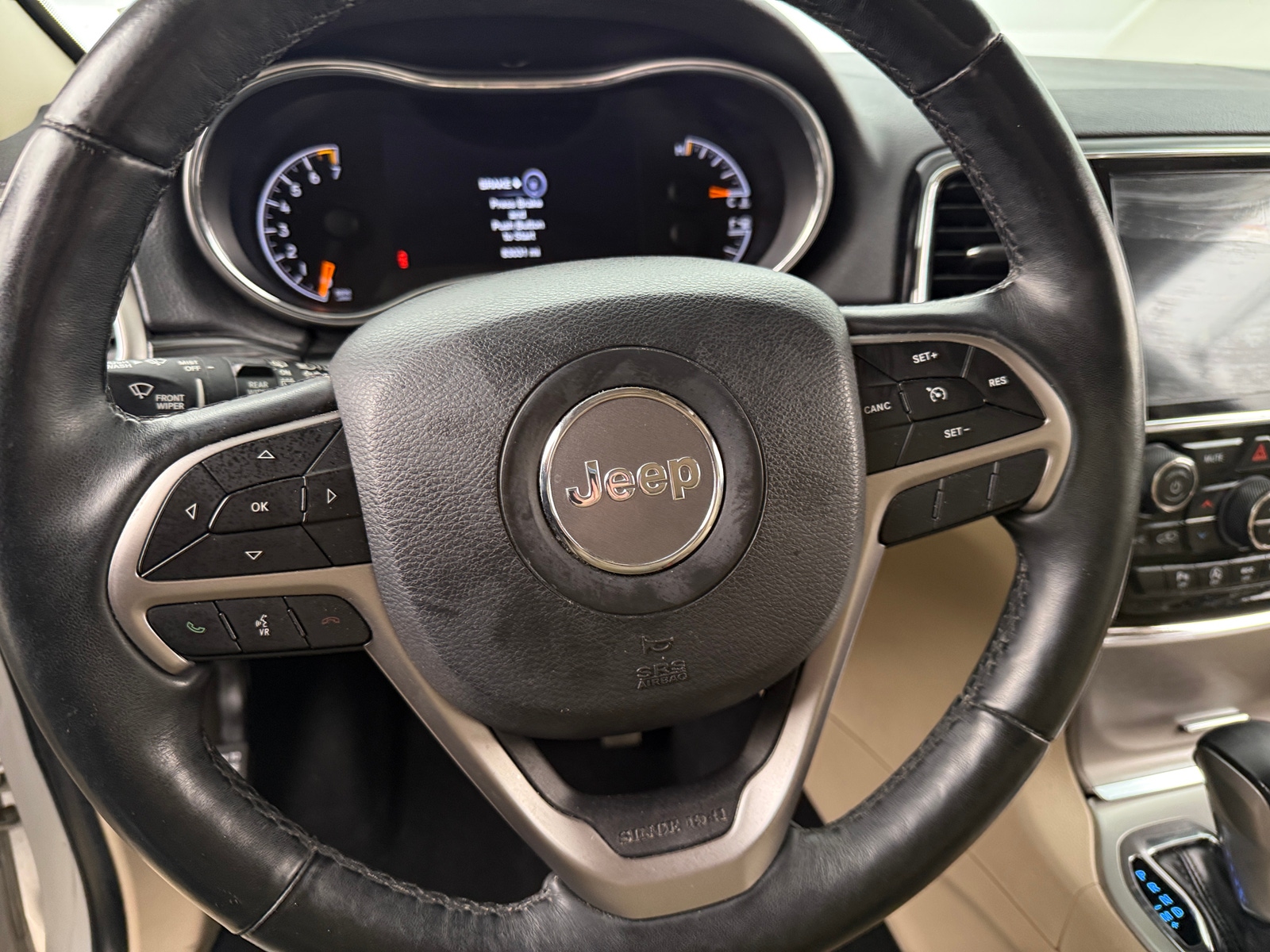 Thumbnail: 2019 Jeep Grand Cherokee - 4