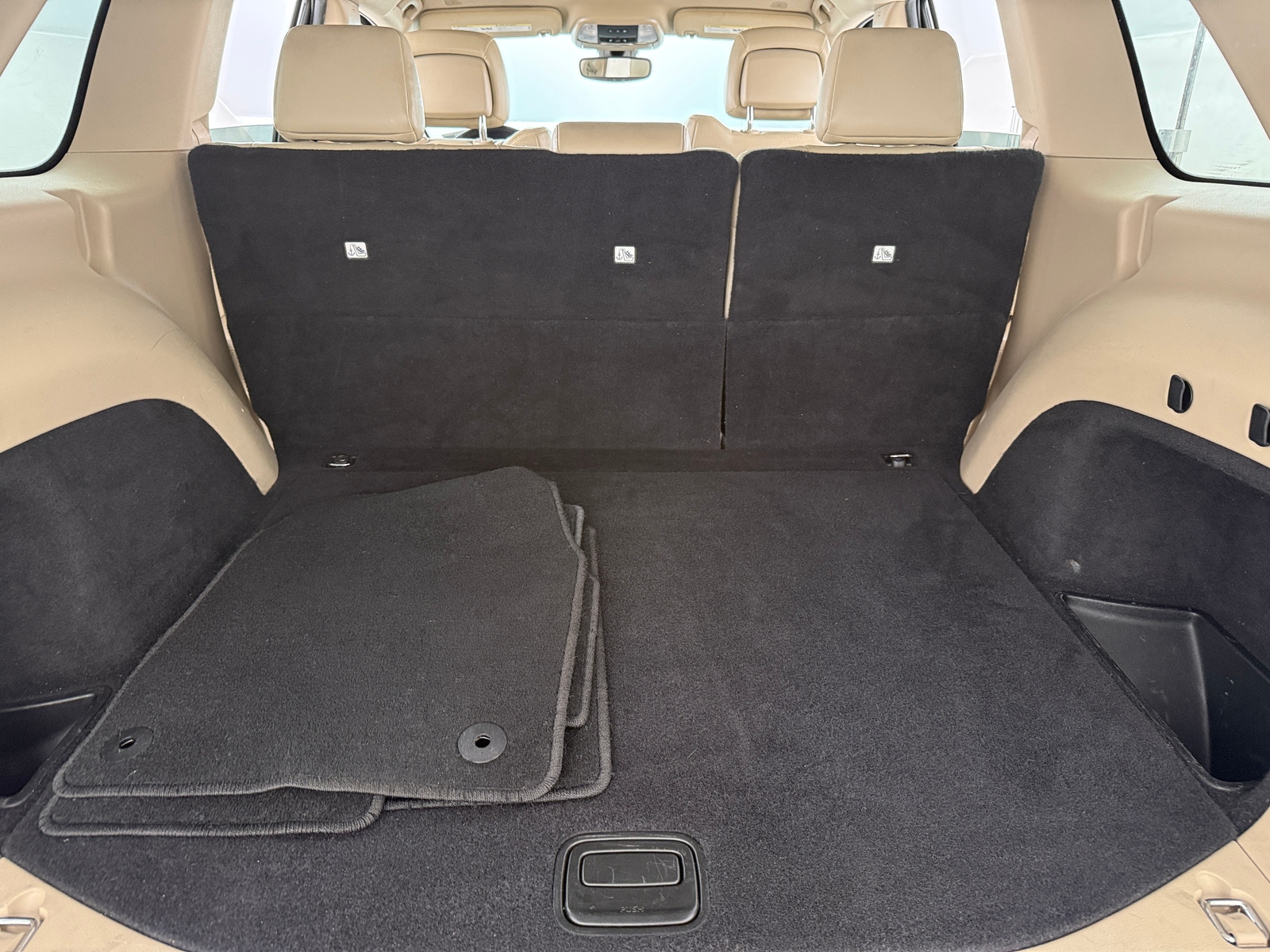 Thumbnail: 2019 Jeep Grand Cherokee - 6