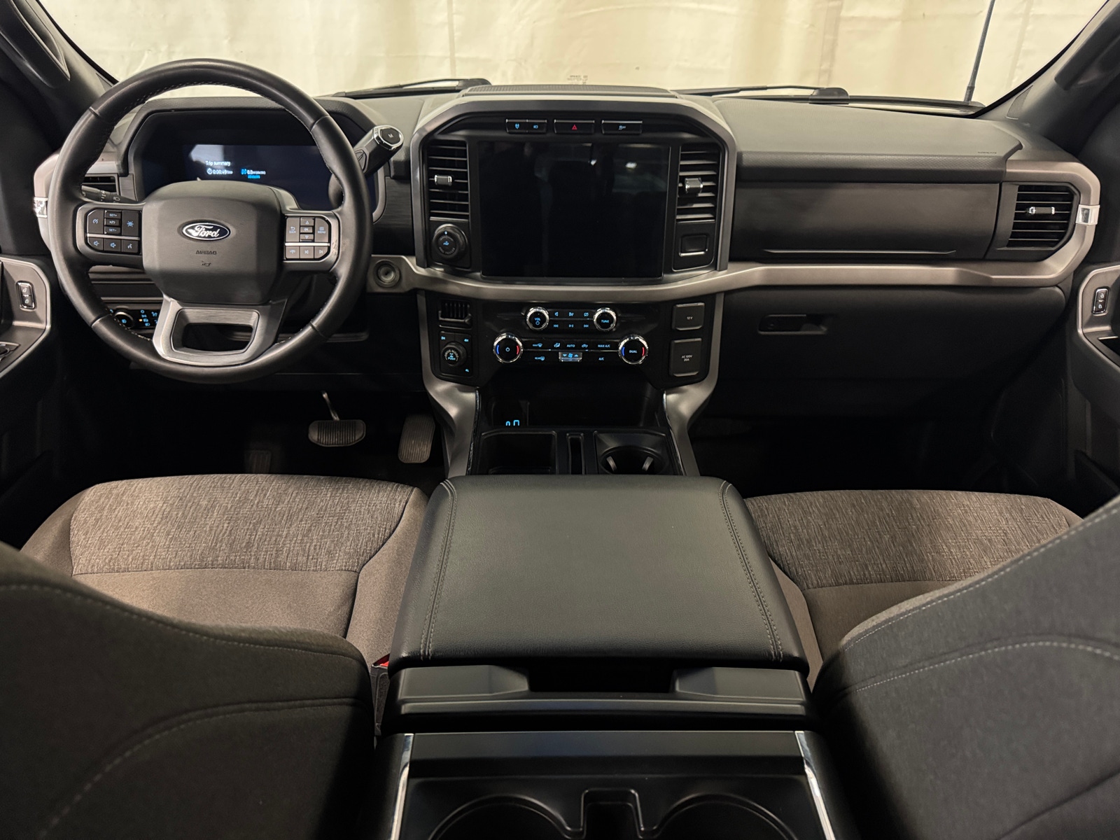 Thumbnail: 2024 Ford Econoline - 3