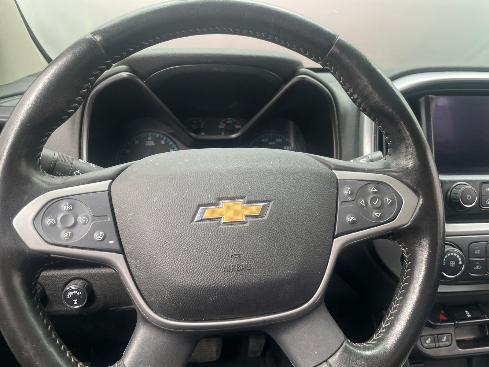 Thumbnail: 2021 Chevrolet Colorado - 5