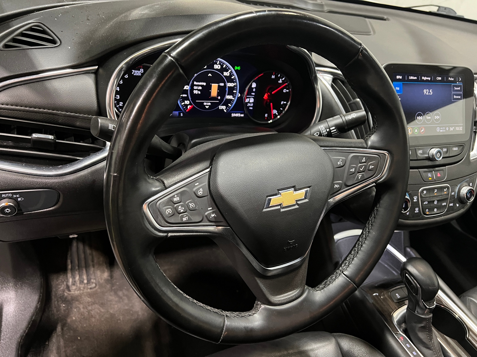 Thumbnail: 2024 Chevrolet Malibu - 4