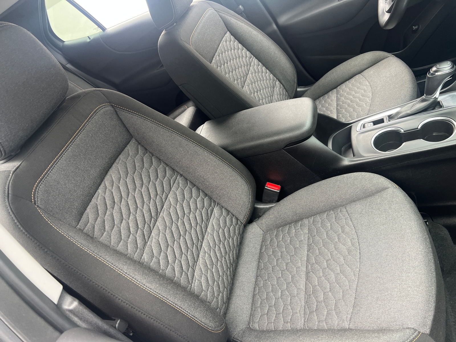 Thumbnail: 2018 Chevrolet Equinox - 2