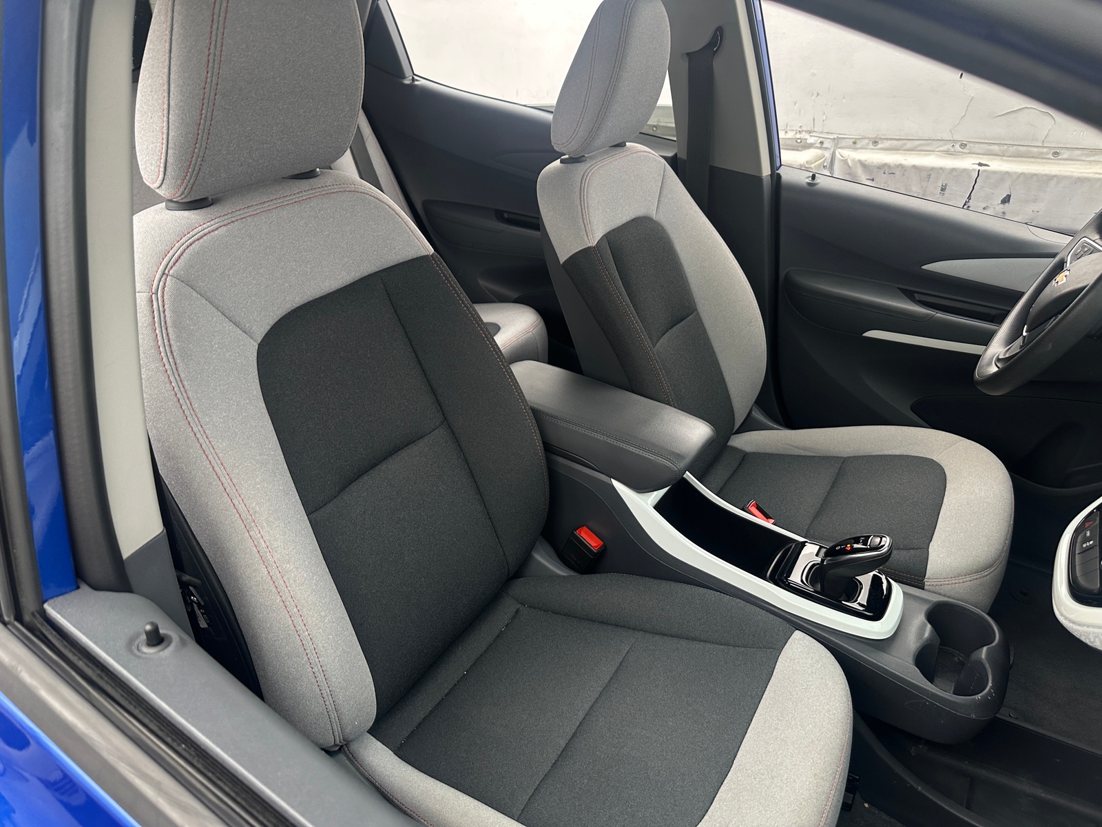 Thumbnail: 2020 Chevrolet Bolt EV - 2