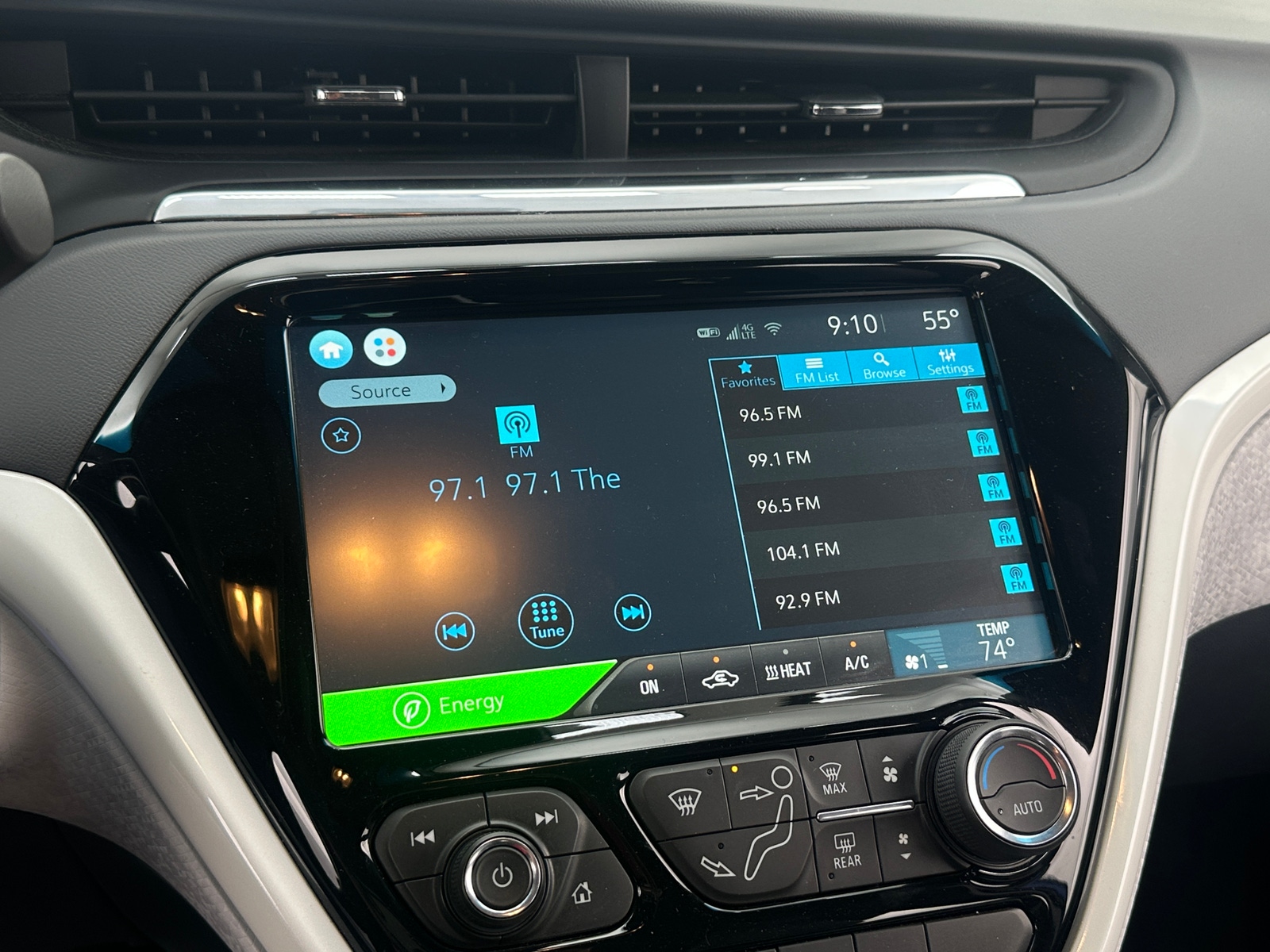 Thumbnail: 2020 Chevrolet Bolt EV - 4