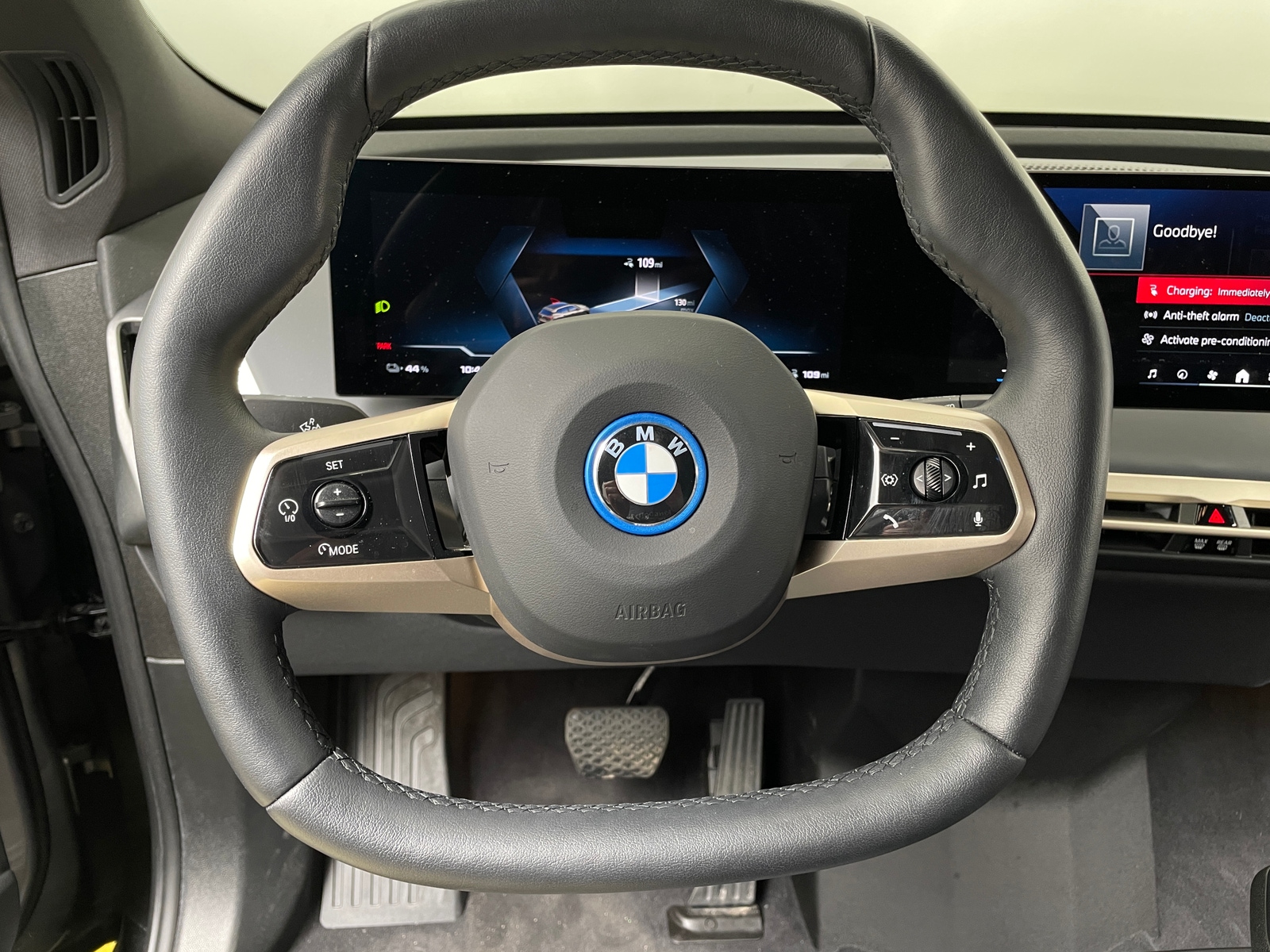 Thumbnail: 2024 BMW iX - 4