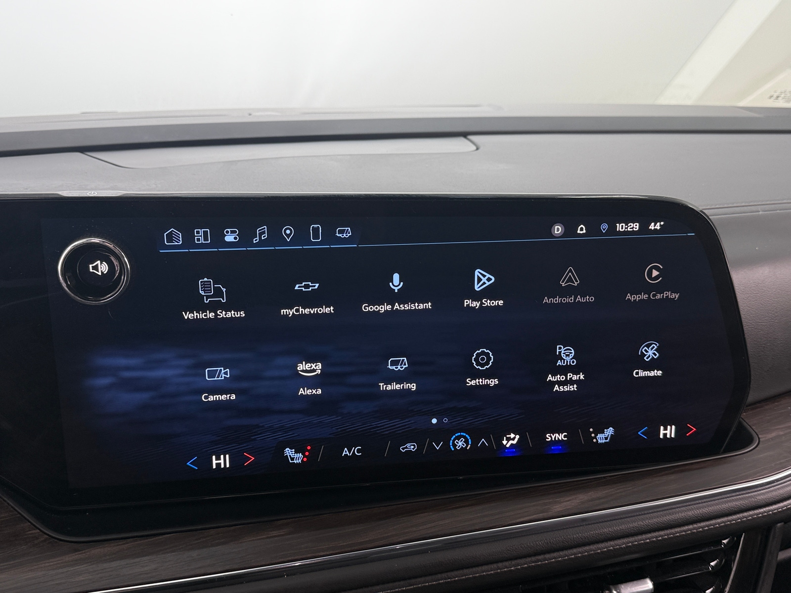 Thumbnail: 2025 Chevrolet Tahoe - 3