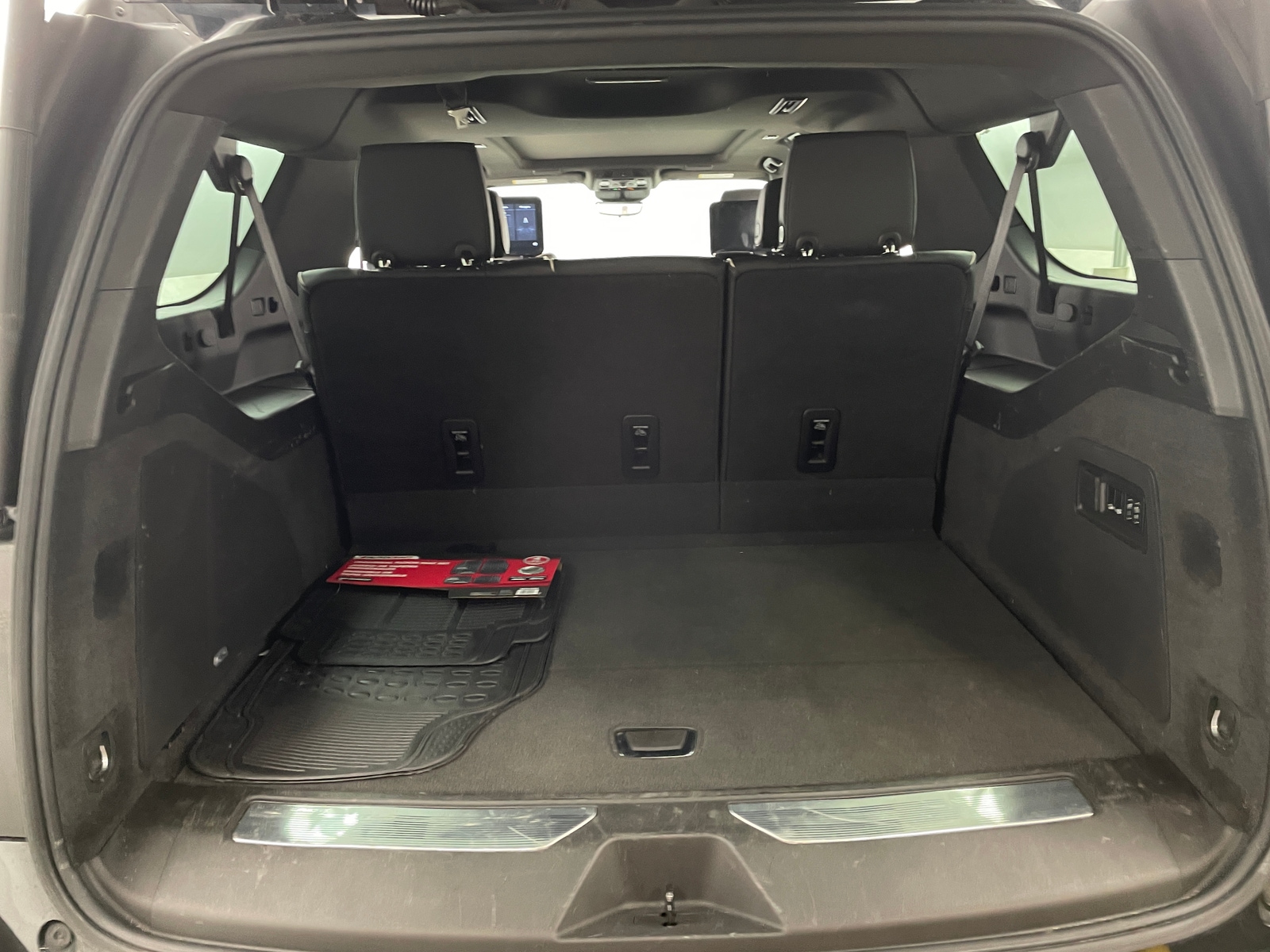 Thumbnail: 2021 Cadillac Escalade - 6