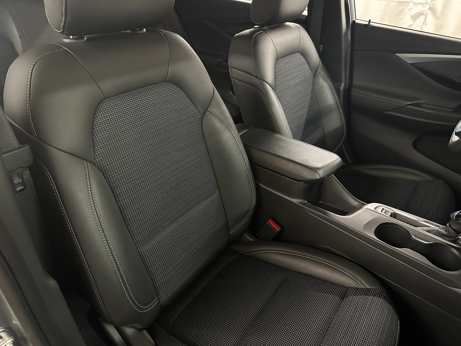 Thumbnail: 2025 Buick Envista - 2