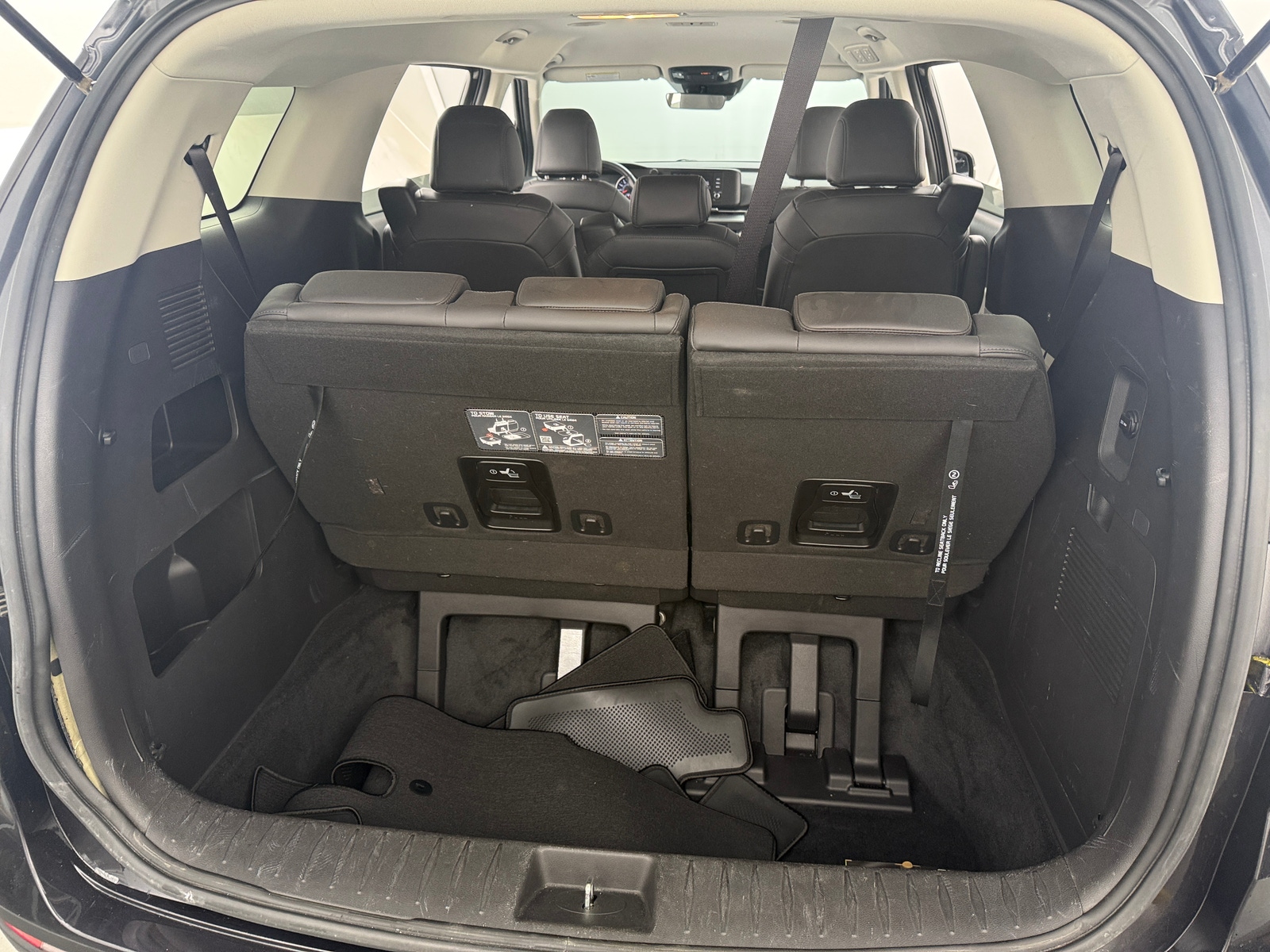 Thumbnail: 2024 Kia Carnival - 6