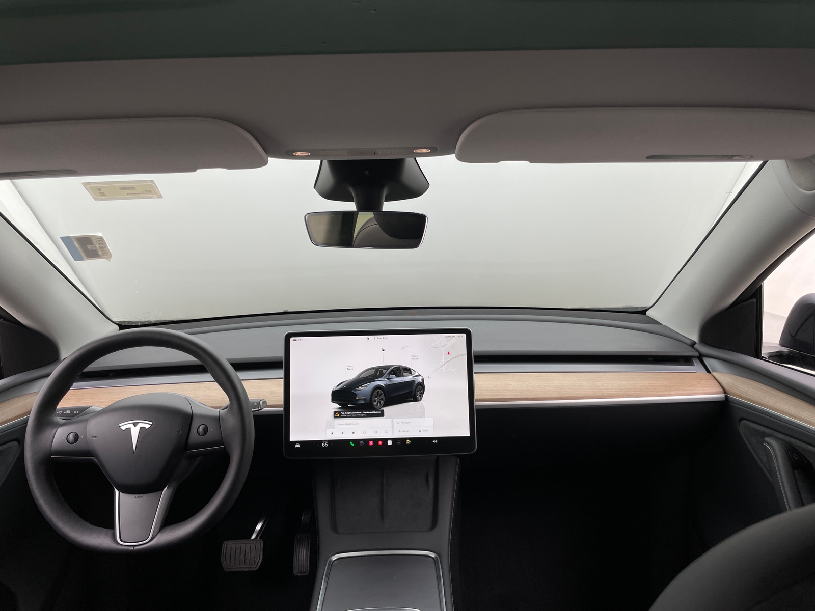 Thumbnail: 2025 Tesla Model Y - 3