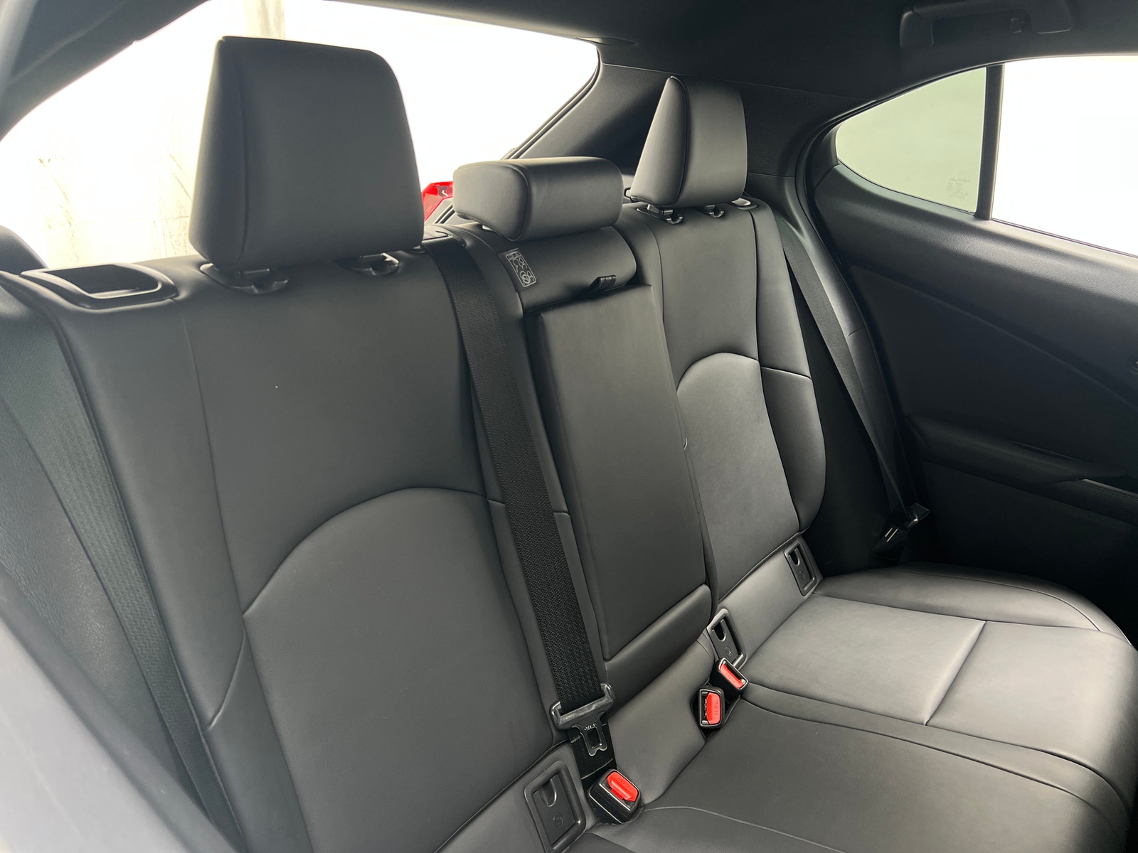 Thumbnail: 2022 Lexus UX - 5