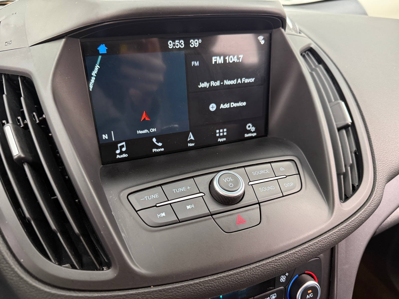 Thumbnail: 2018 Ford Escape - 3