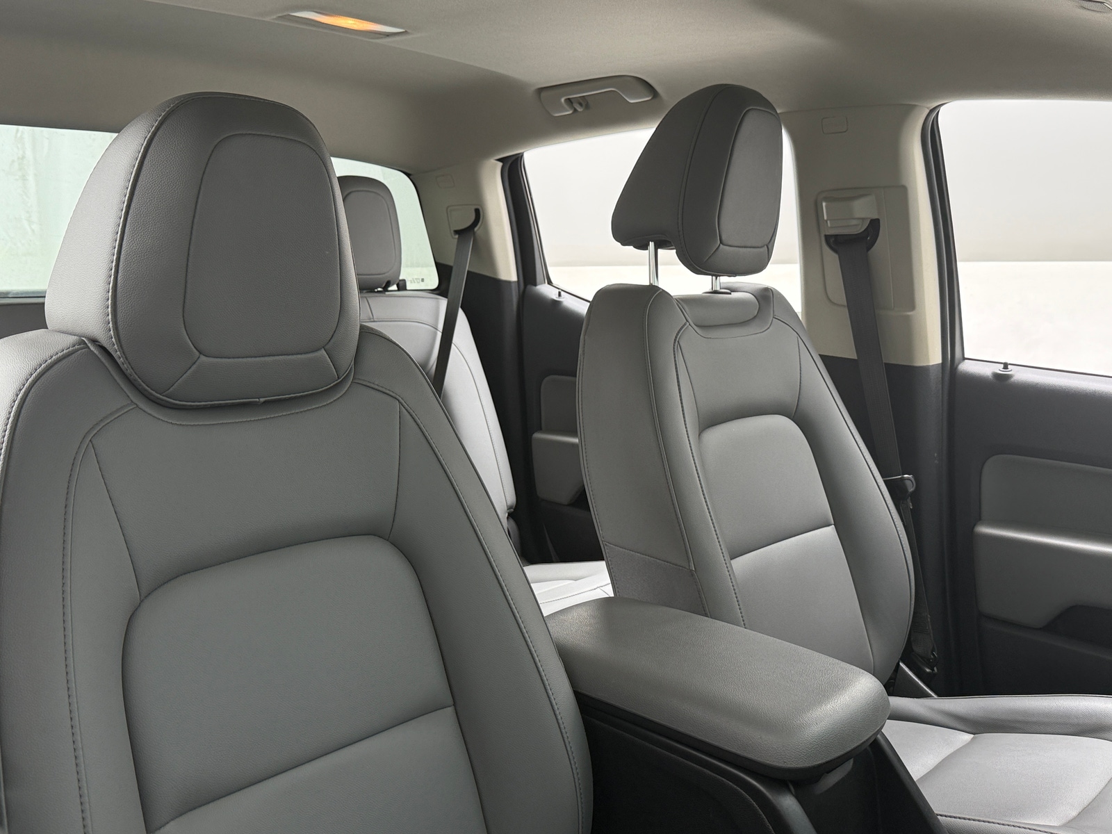 Thumbnail: 2022 Chevrolet Colorado - 2