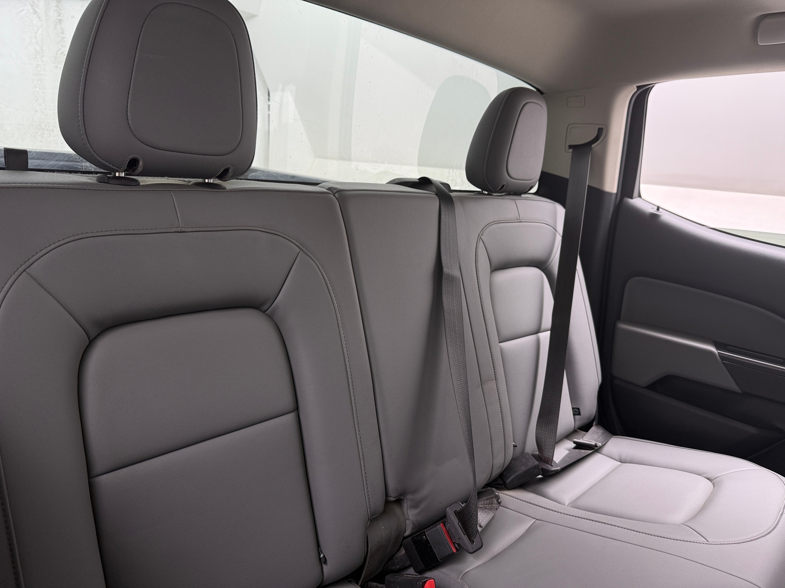 Thumbnail: 2022 Chevrolet Colorado - 6