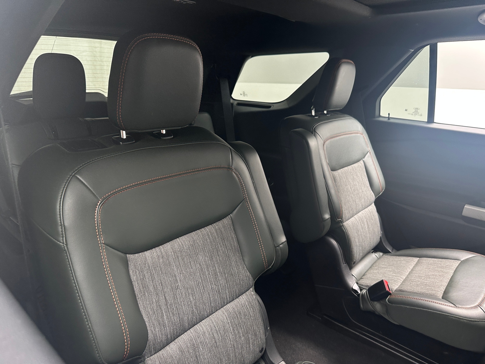 Thumbnail: 2022 Ford Explorer - 5