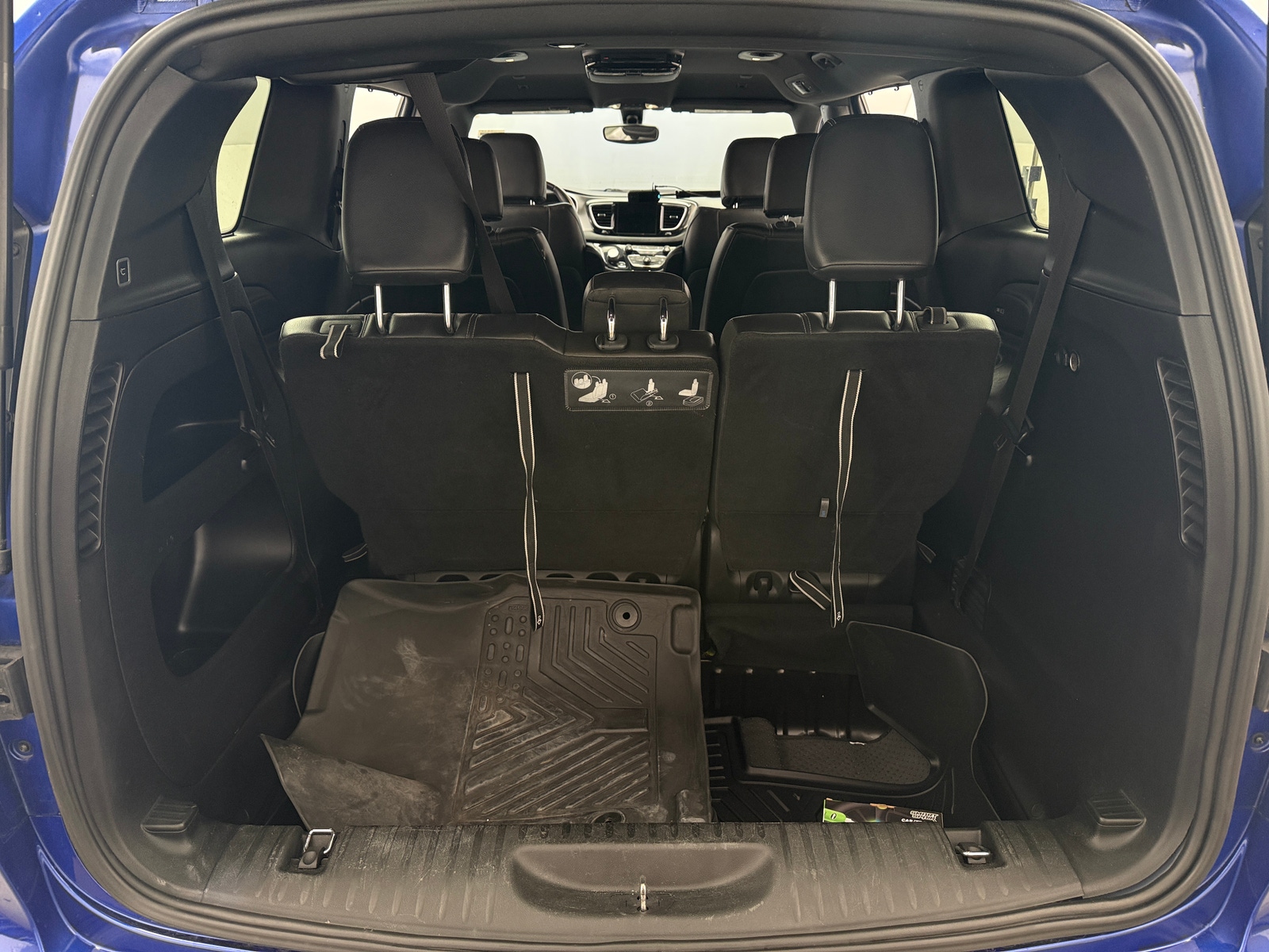 Thumbnail: 2018 Chrysler Pacifica - 6