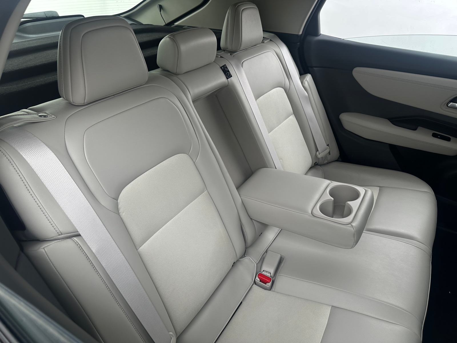 Thumbnail: 2023 Nissan Ariya - 5