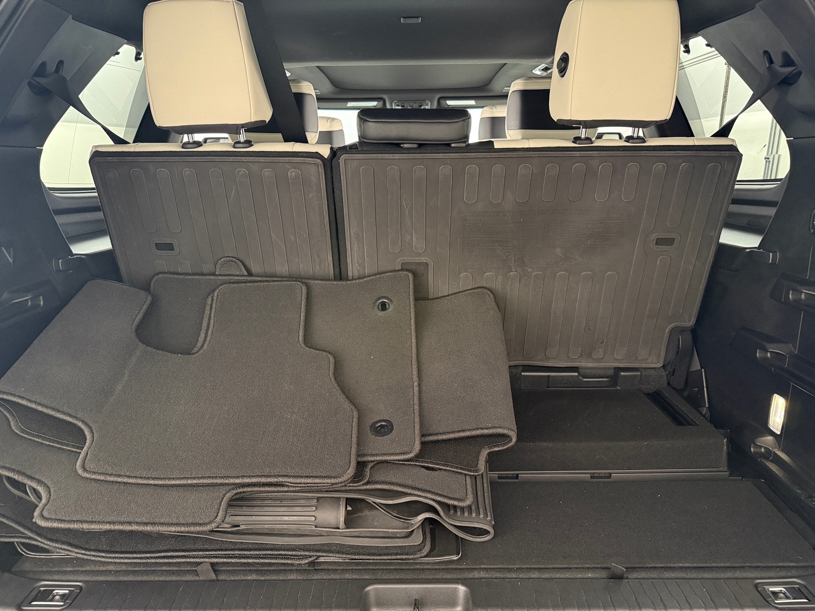 Thumbnail: 2023 Toyota Sequoia - 6