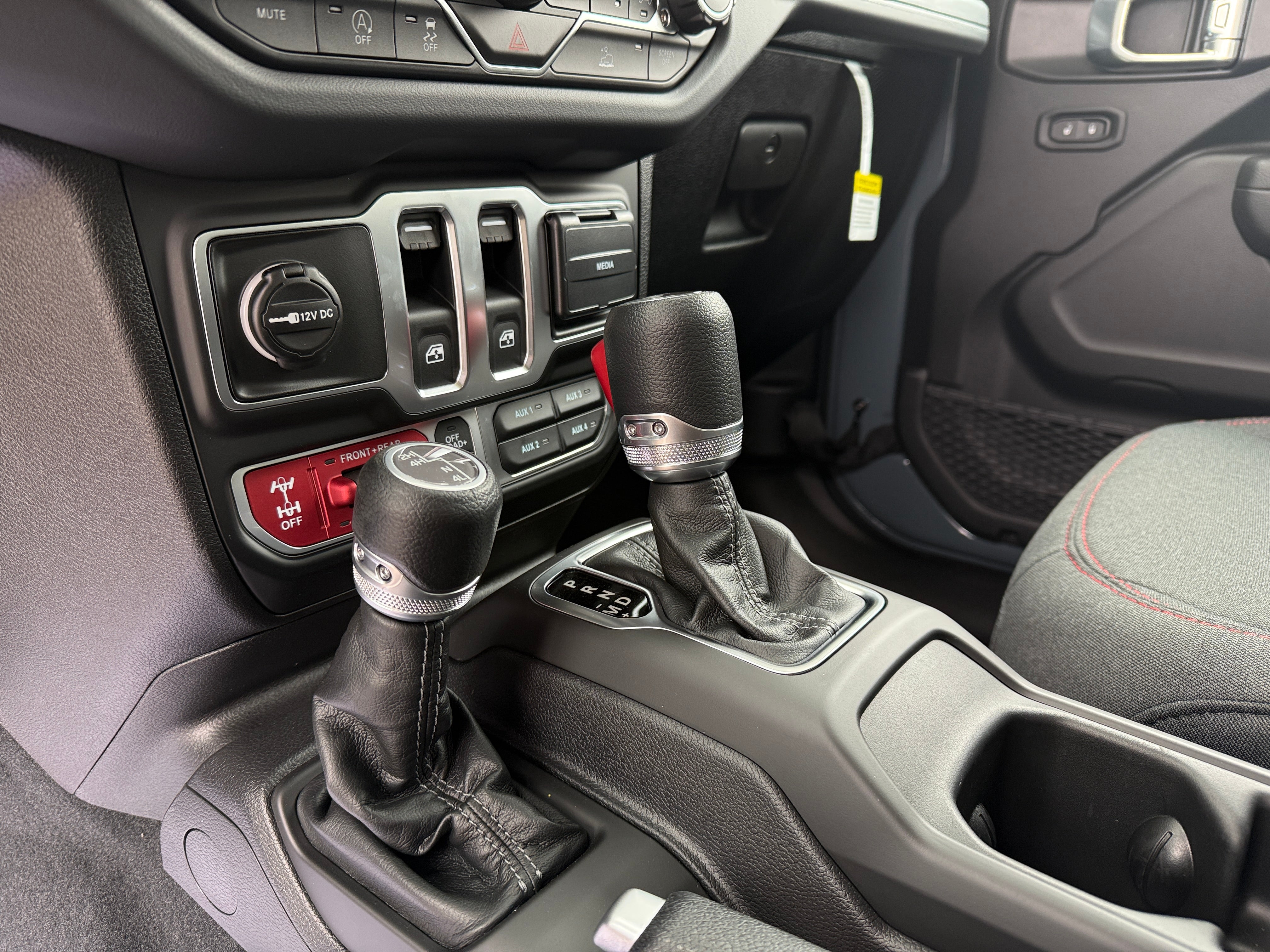 2026 Jeep Wrangler 2-Door Rubicon - Photo 5