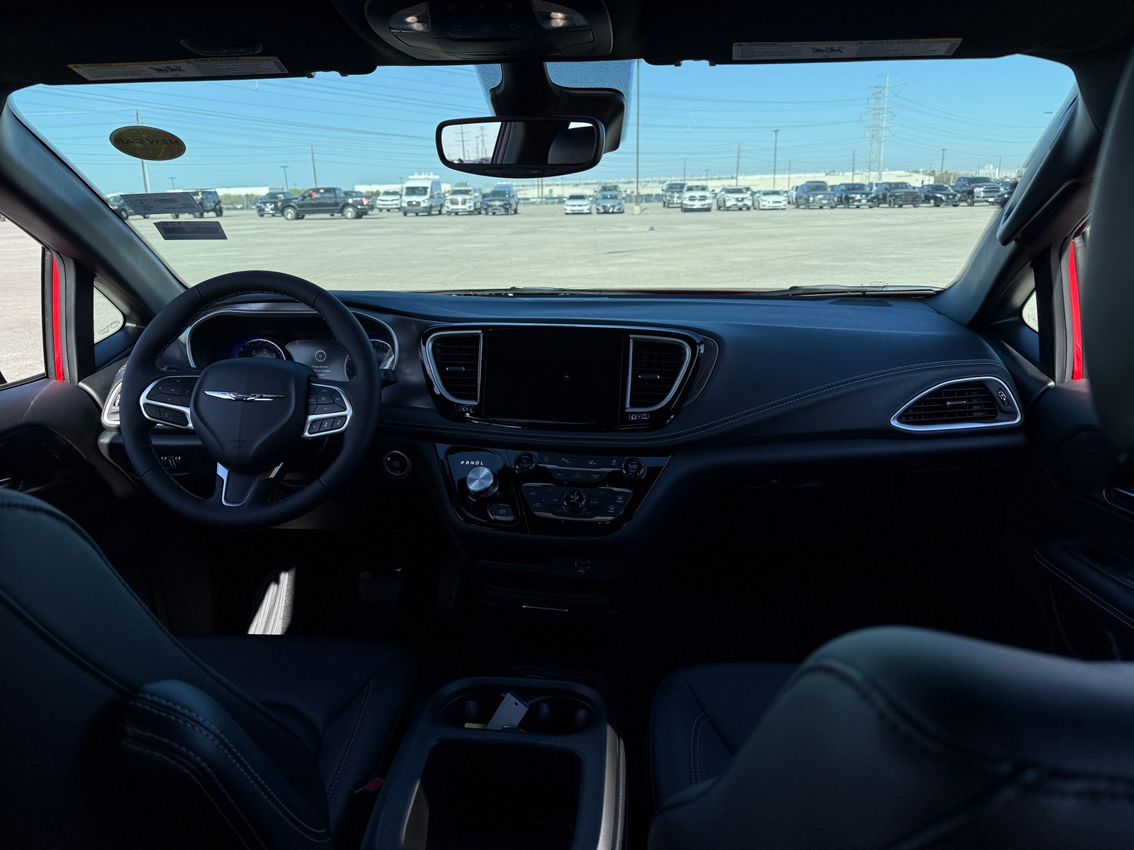 Thumbnail: 2026 Chrysler Pacifica - 2