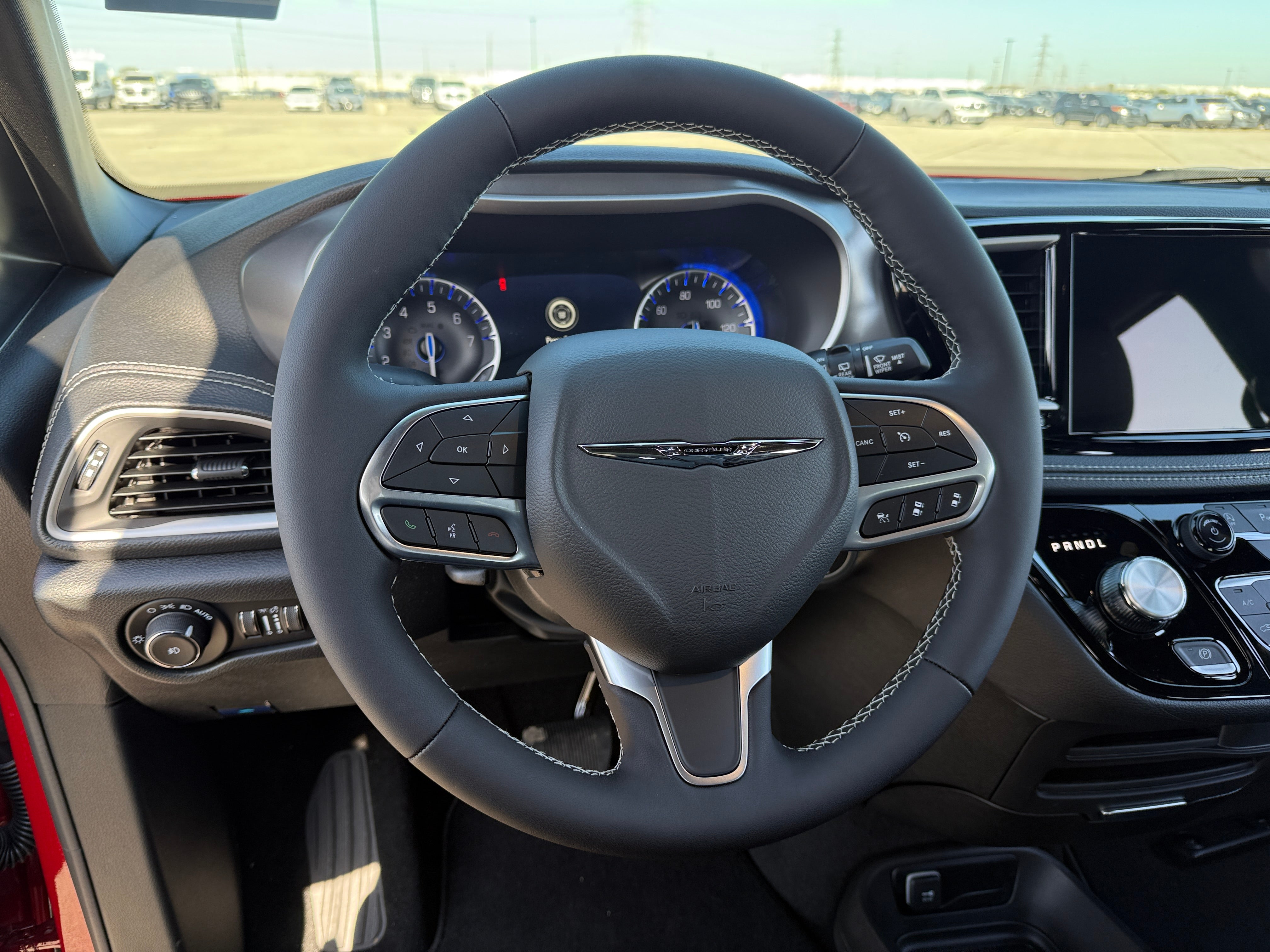2026 Chrysler Pacifica Select AWD's photo