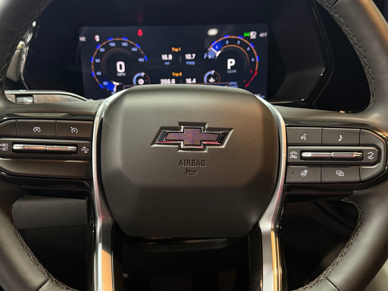 Thumbnail: 2026 Chevrolet Colorado - 4