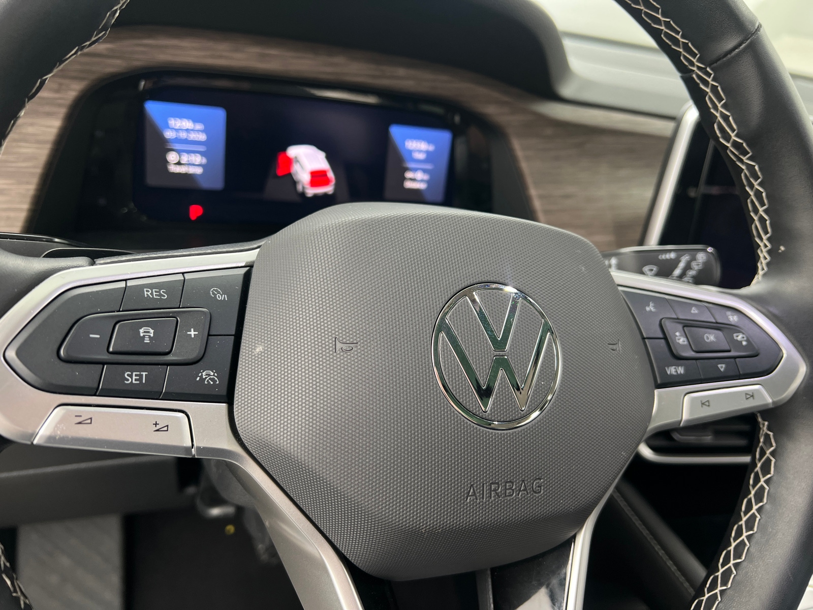 Thumbnail: 2025 Volkswagen Atlas - 4