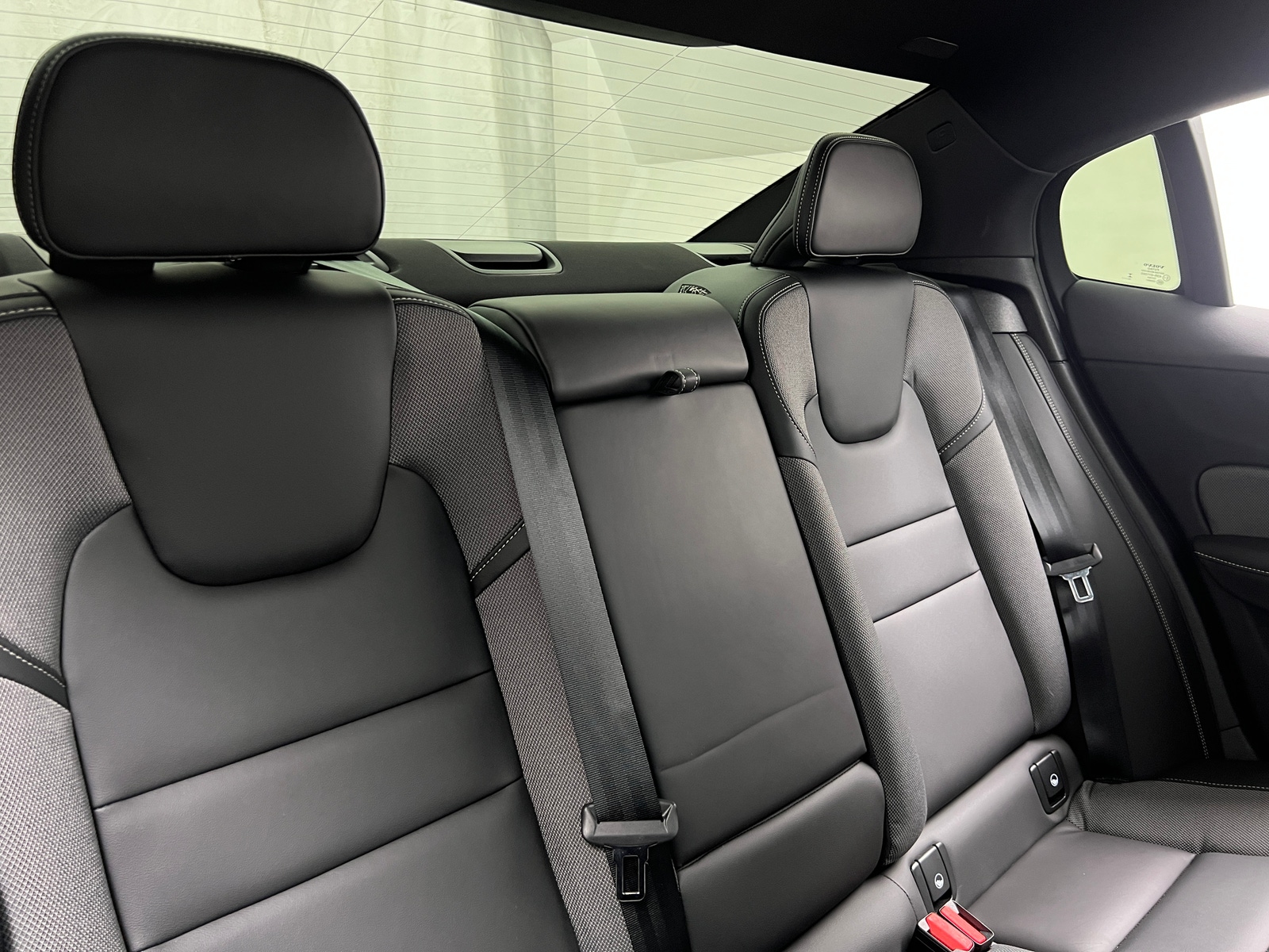 Thumbnail: 2024 Volvo S60 - 5