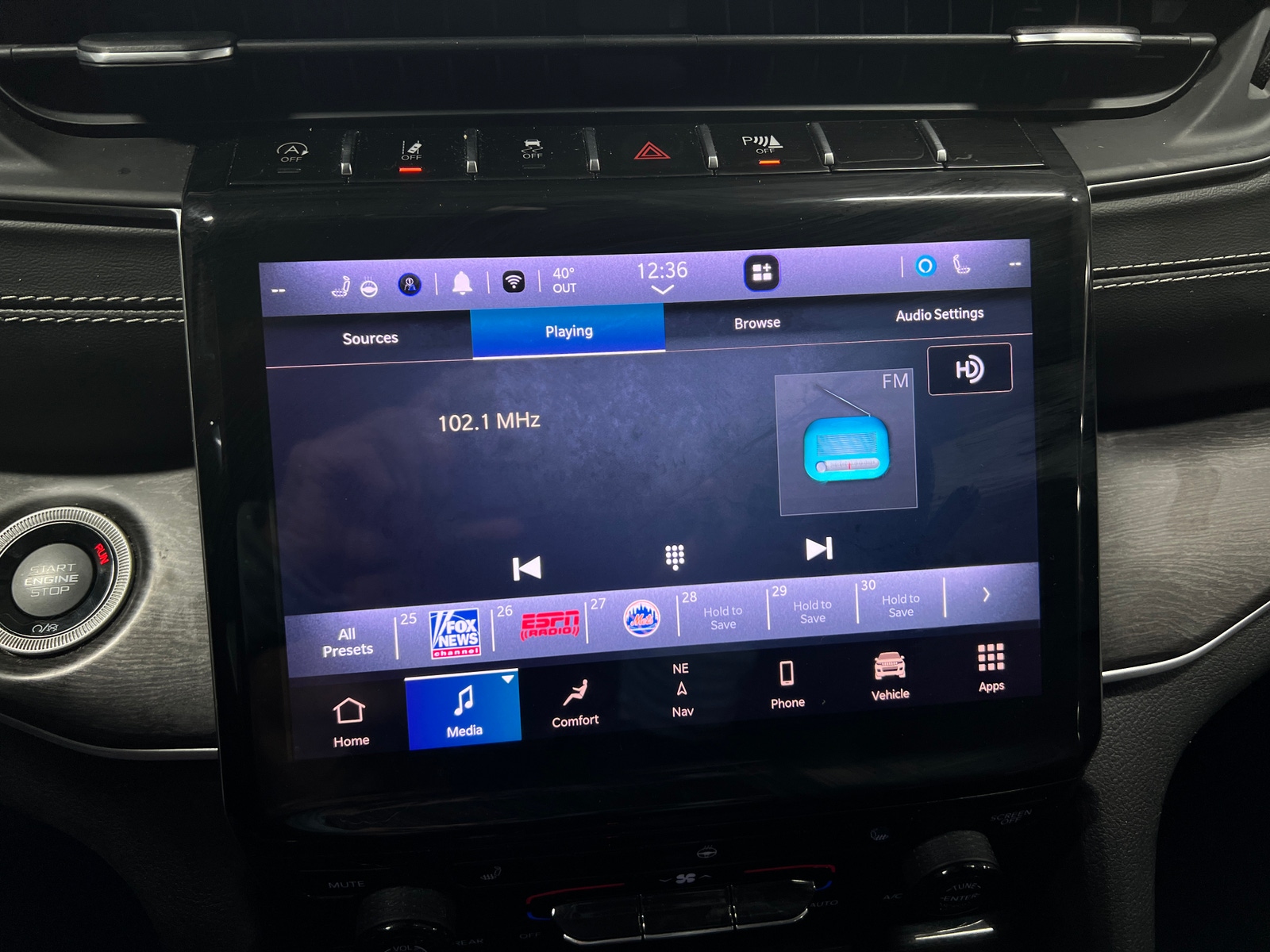 Thumbnail: 2022 Jeep Grand Cherokee L - 3